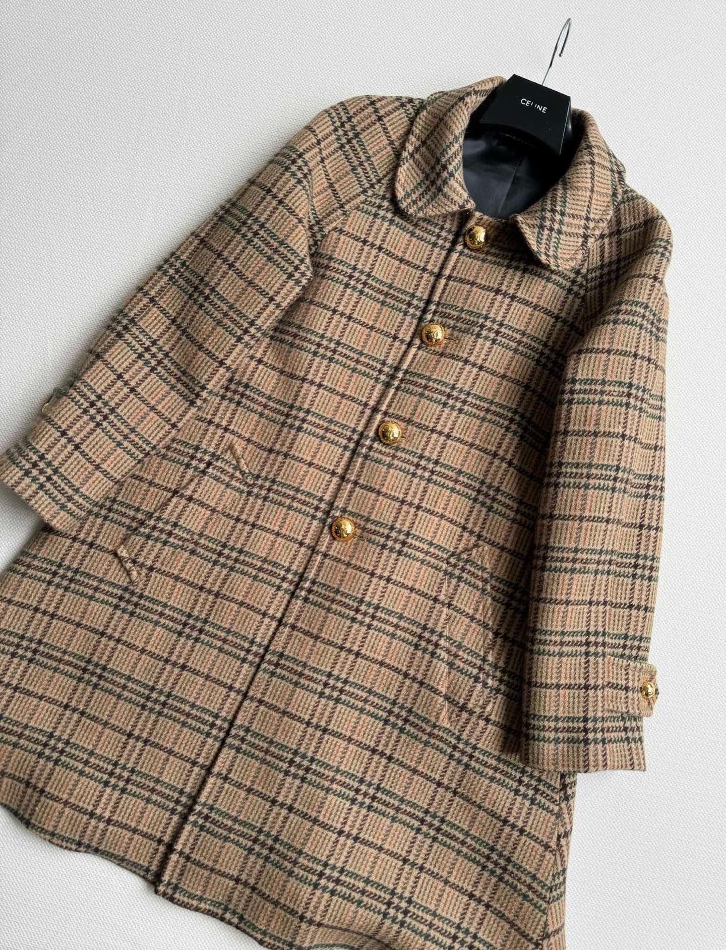 Celin*🆕新款，YB开发复古格子外套，对格羊毛大衣，可盐可甜的一款👏出货啦！！！.