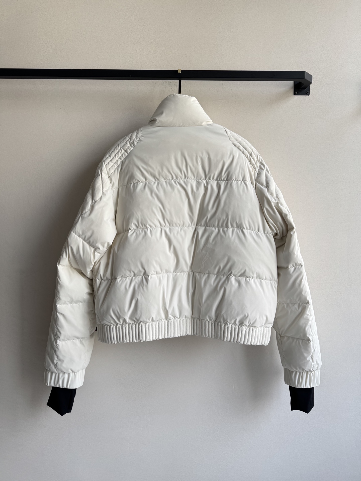 Moncle* 🆕立领羽绒服外套定制YB进口防风防水尼龙材质，其工艺还原，升级材质，提升秋冬御寒功能，整