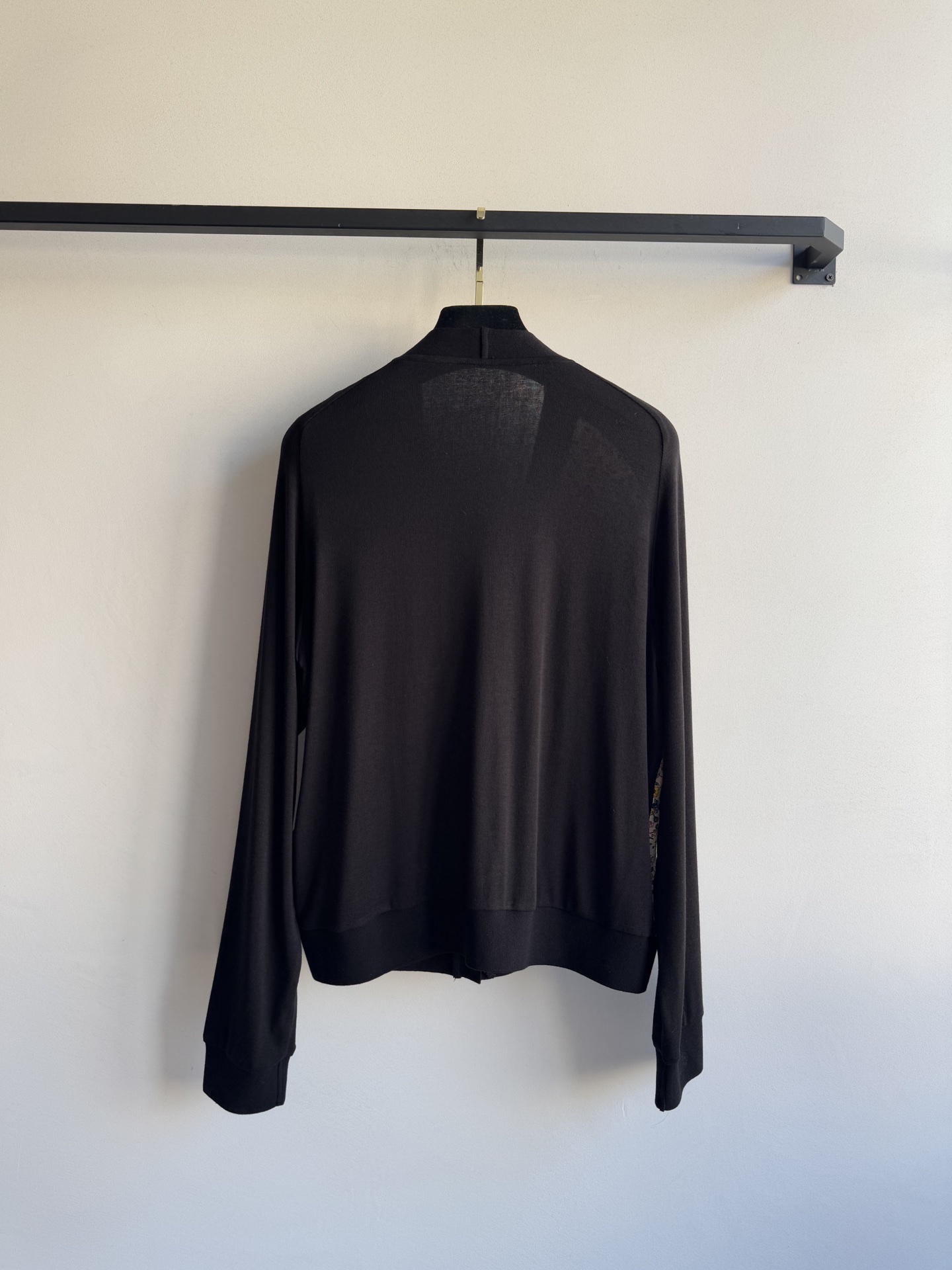 LoroPiana🆕新款开衫，前侧真丝面料➕后侧羊毛针织ＳＭＬ.