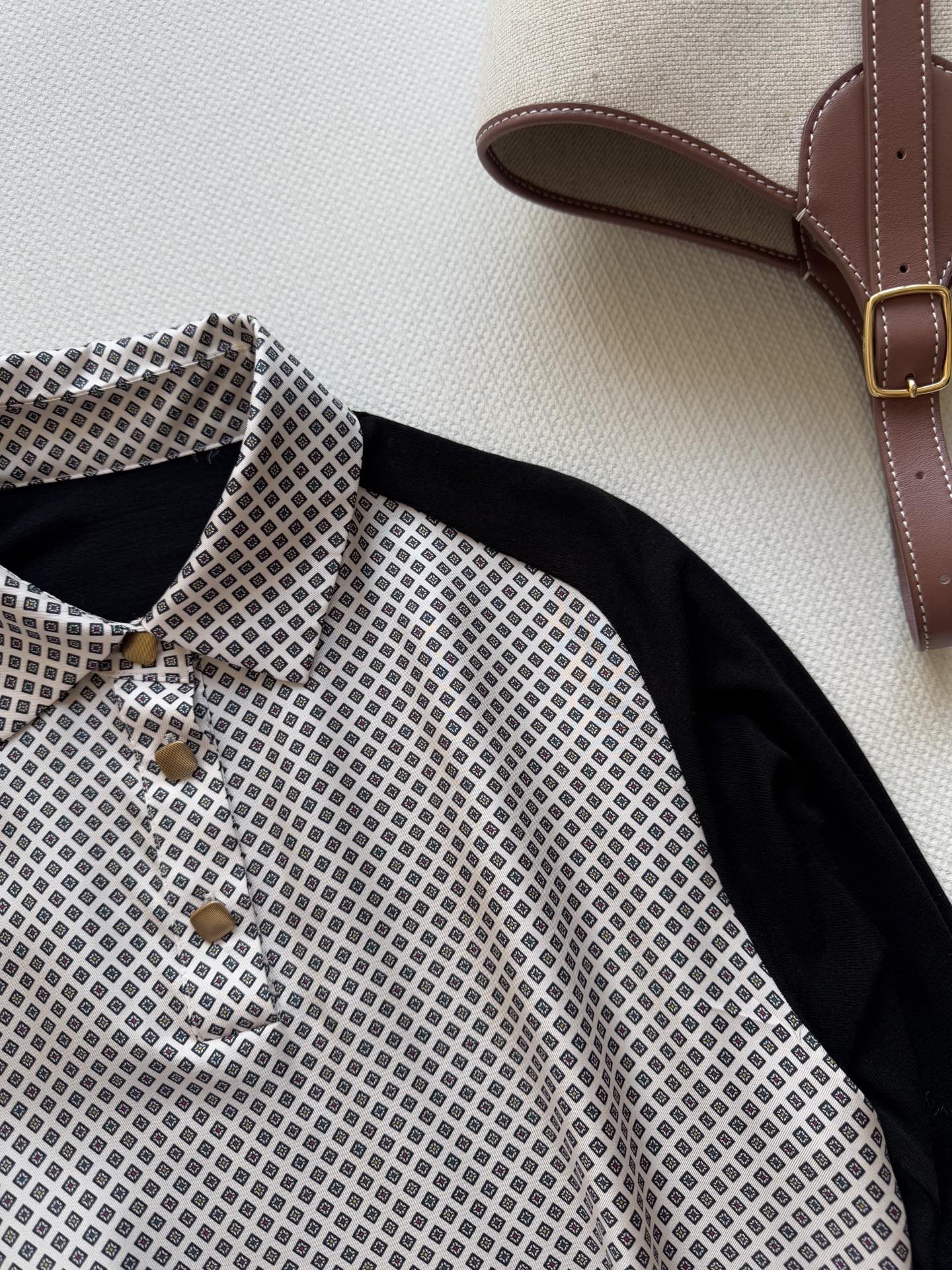 LoroPiana🆕新款，前侧真丝面料➕后侧羊毛针织ＳＭＬ.