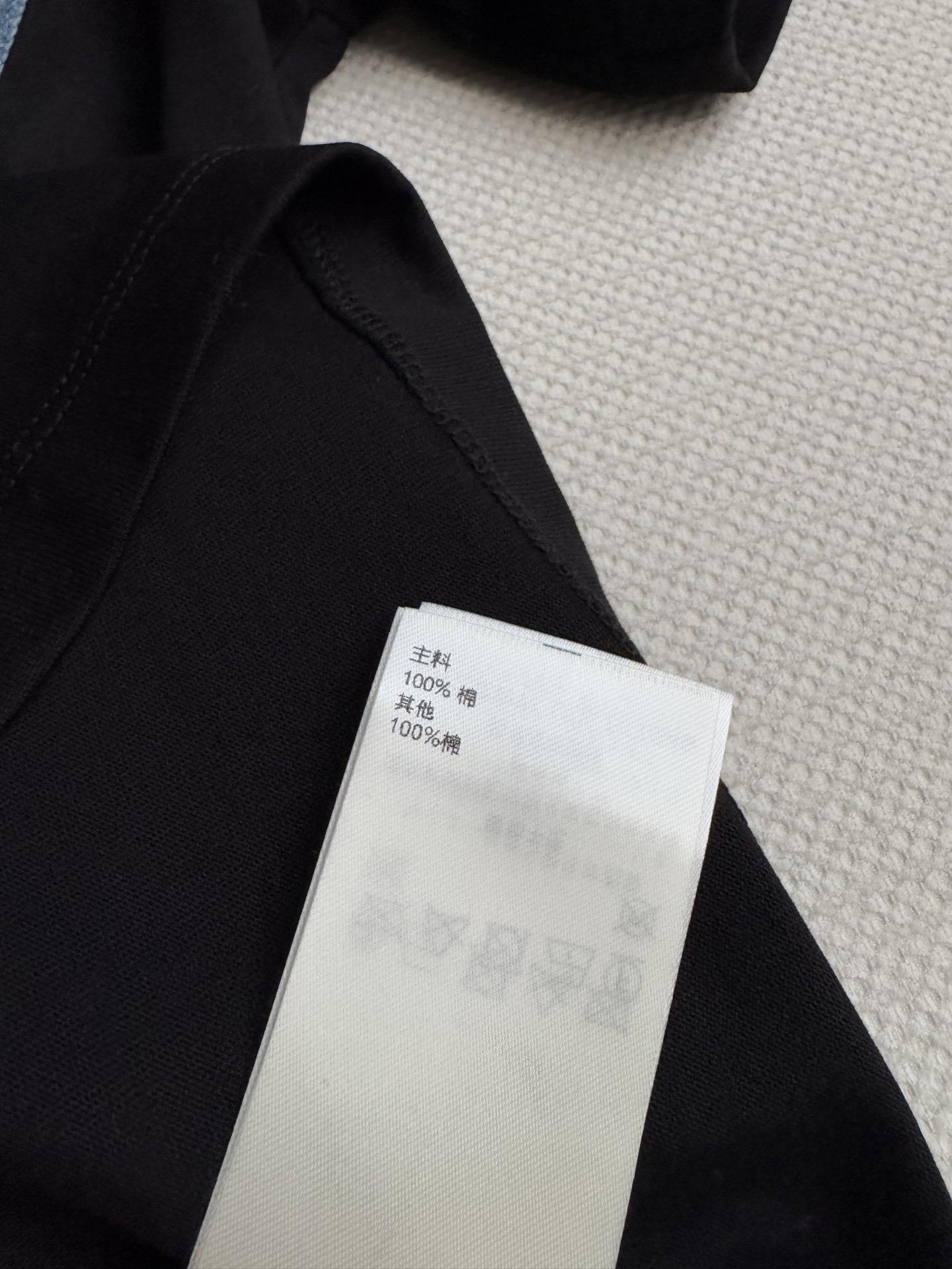 LouisVuitto*🆕ski系列，钟楚曦同款穿搭素人也可以驾驭😍整个金币系列都好看哦ＳＭＬ.