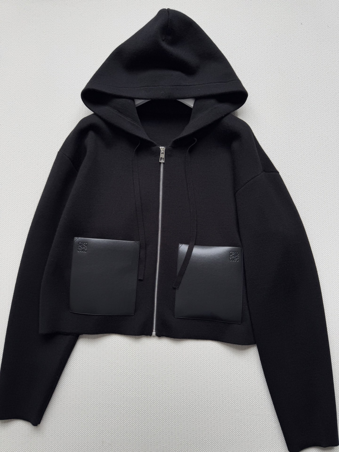 Loew*🆕新款拉链开衫，羊毛面料拼接真皮口袋ＳＭＬ.