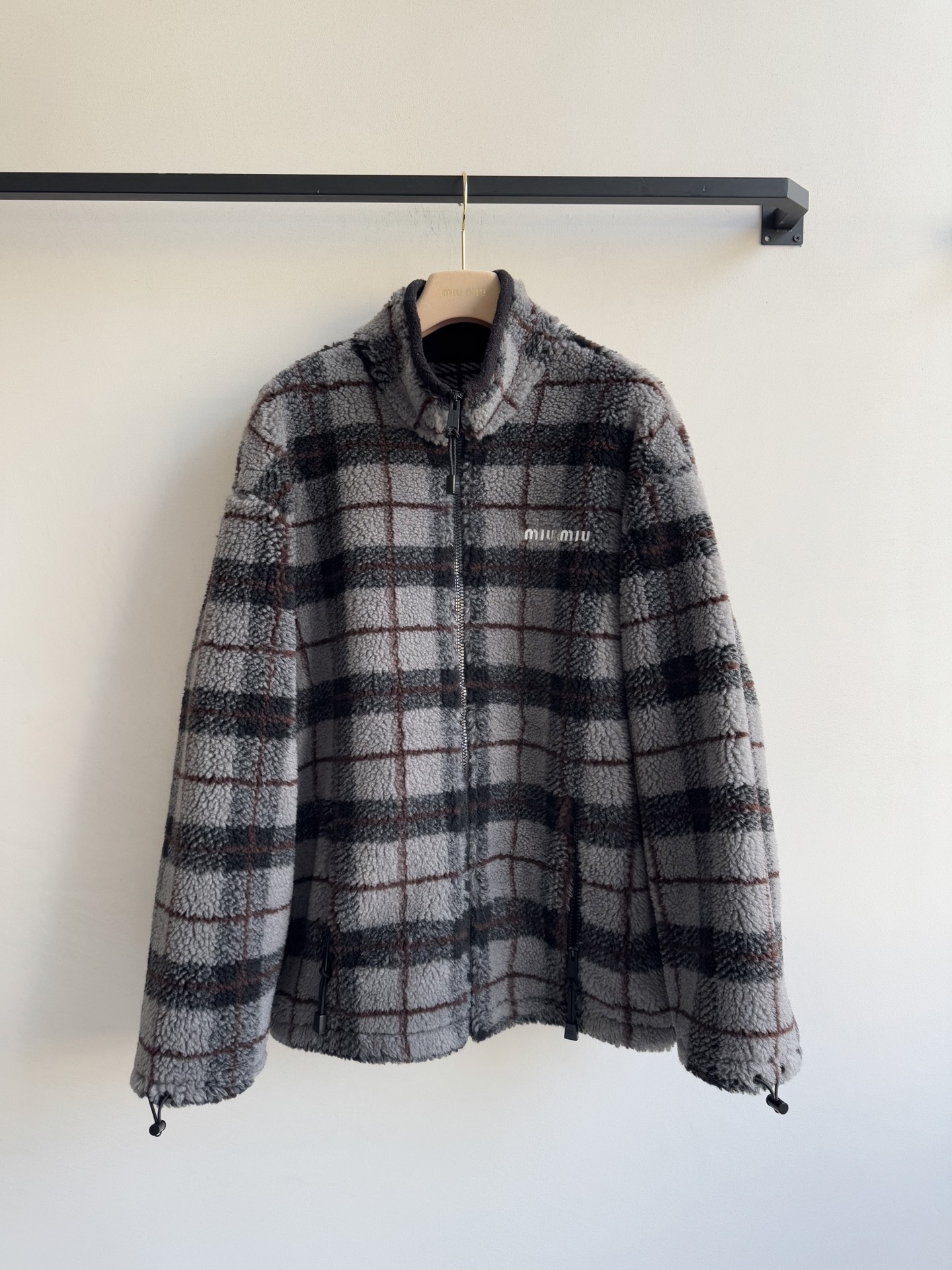MiuMi* 25Fw秋冬新款 学院风摇粒绒格纹外套丨⚠真羊羔毛绒原版开发！高版出品！高密度羊毛粒绒面料