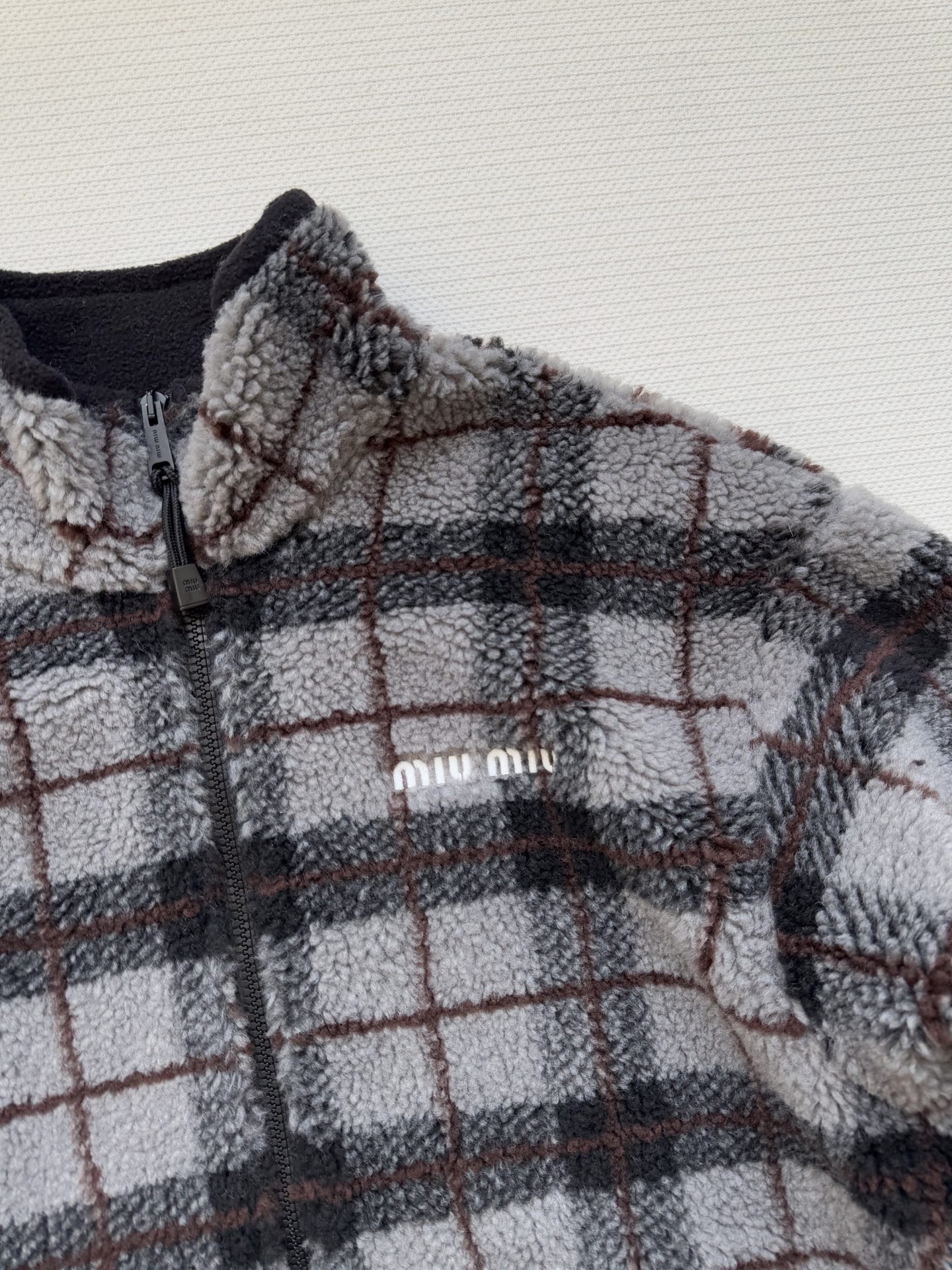 MiuMi* 25Fw秋冬新款 学院风摇粒绒格纹外套丨⚠真羊羔毛绒原版开发！高版出品！高密度羊毛粒绒面料