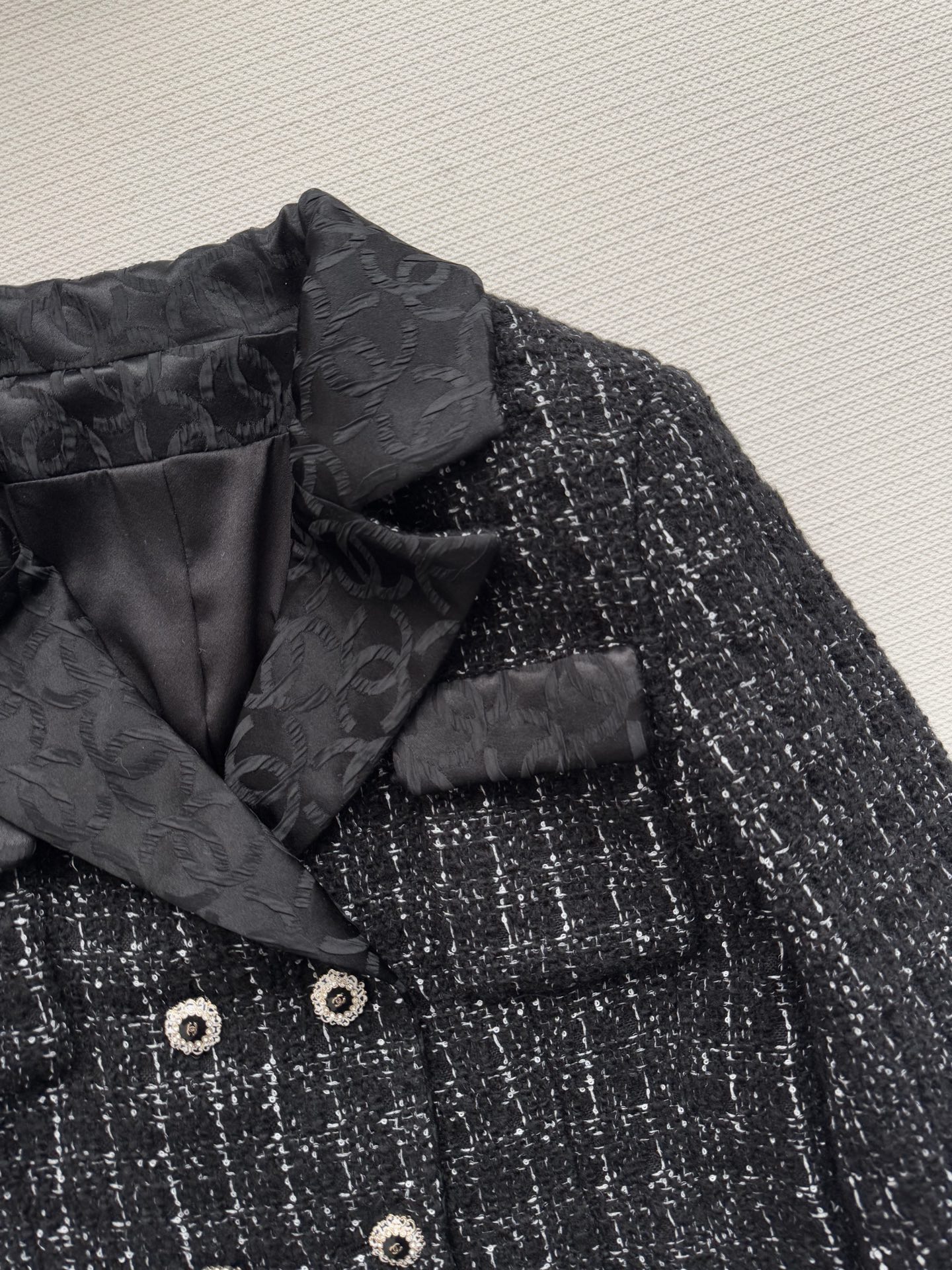 i1763181312209 1896 0 4