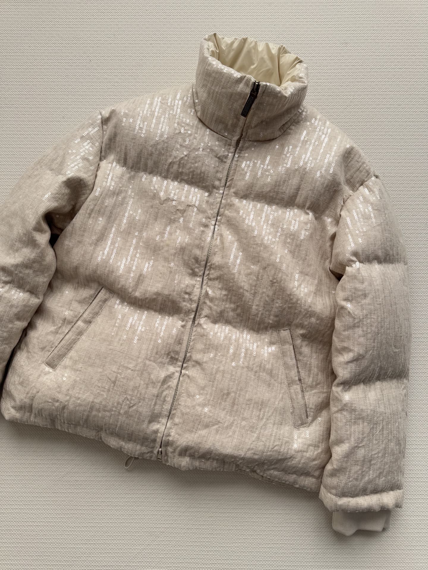 BrounelloCucinelli🆕新款，BC珠片羽绒服外套，外层珠片刺绣好美丽😍填充物鹅绒，保暖跟美