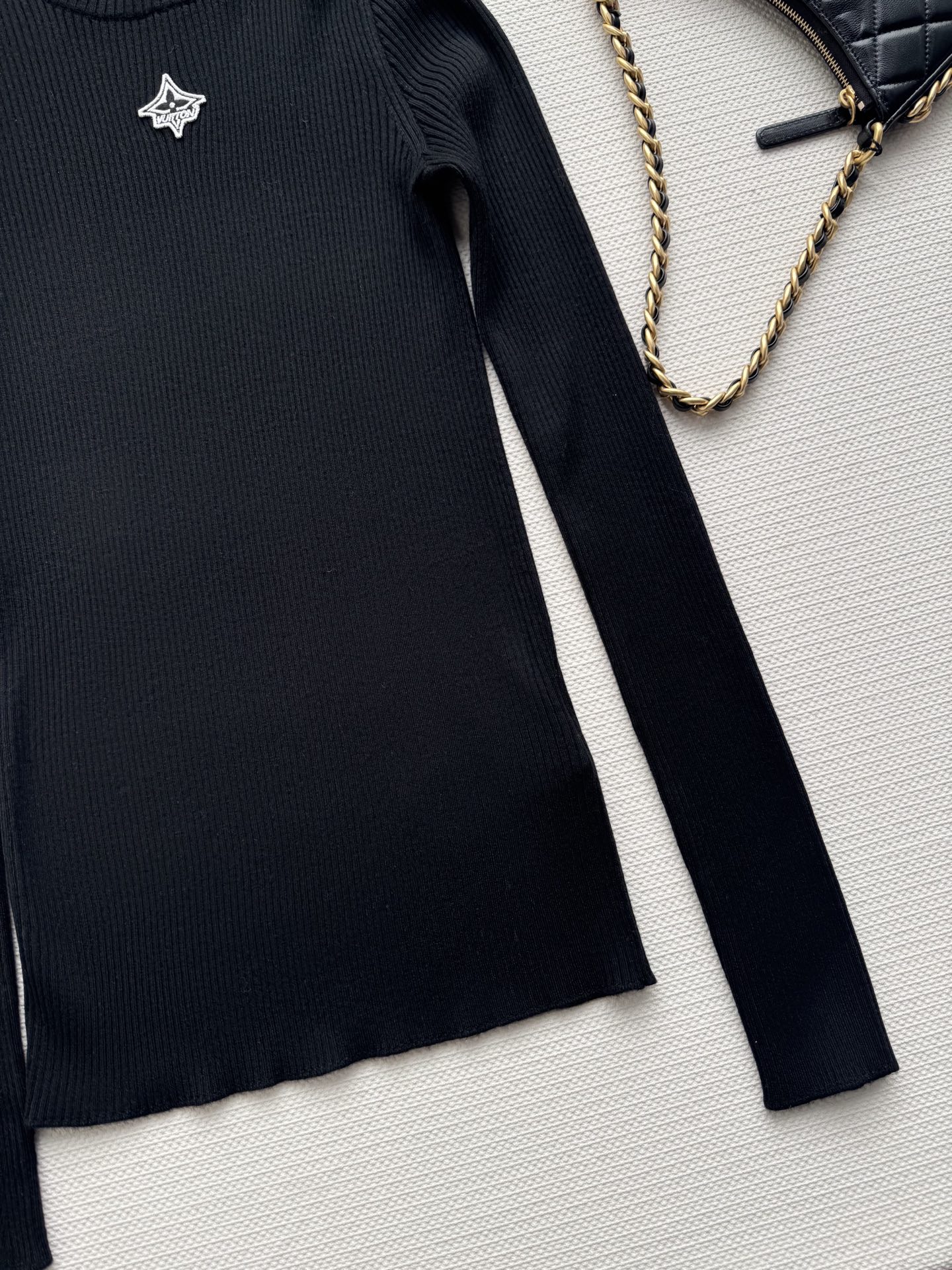 Louis Vuitton Black Wool Knit Top: Luxurious & Practical | Winter Collection 6 i1763872289004 1306 0 5