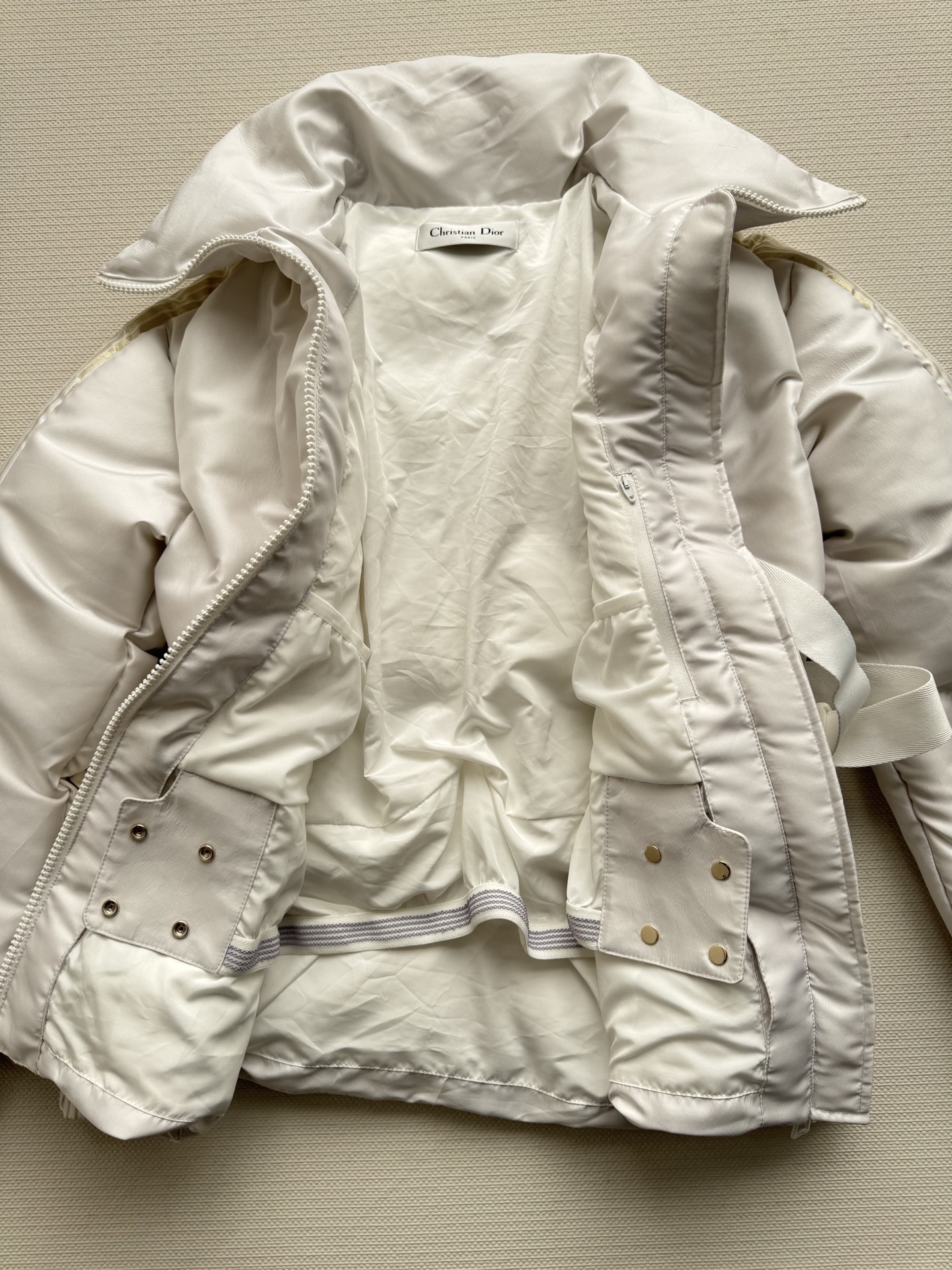 i1763873305469 5780 0 3