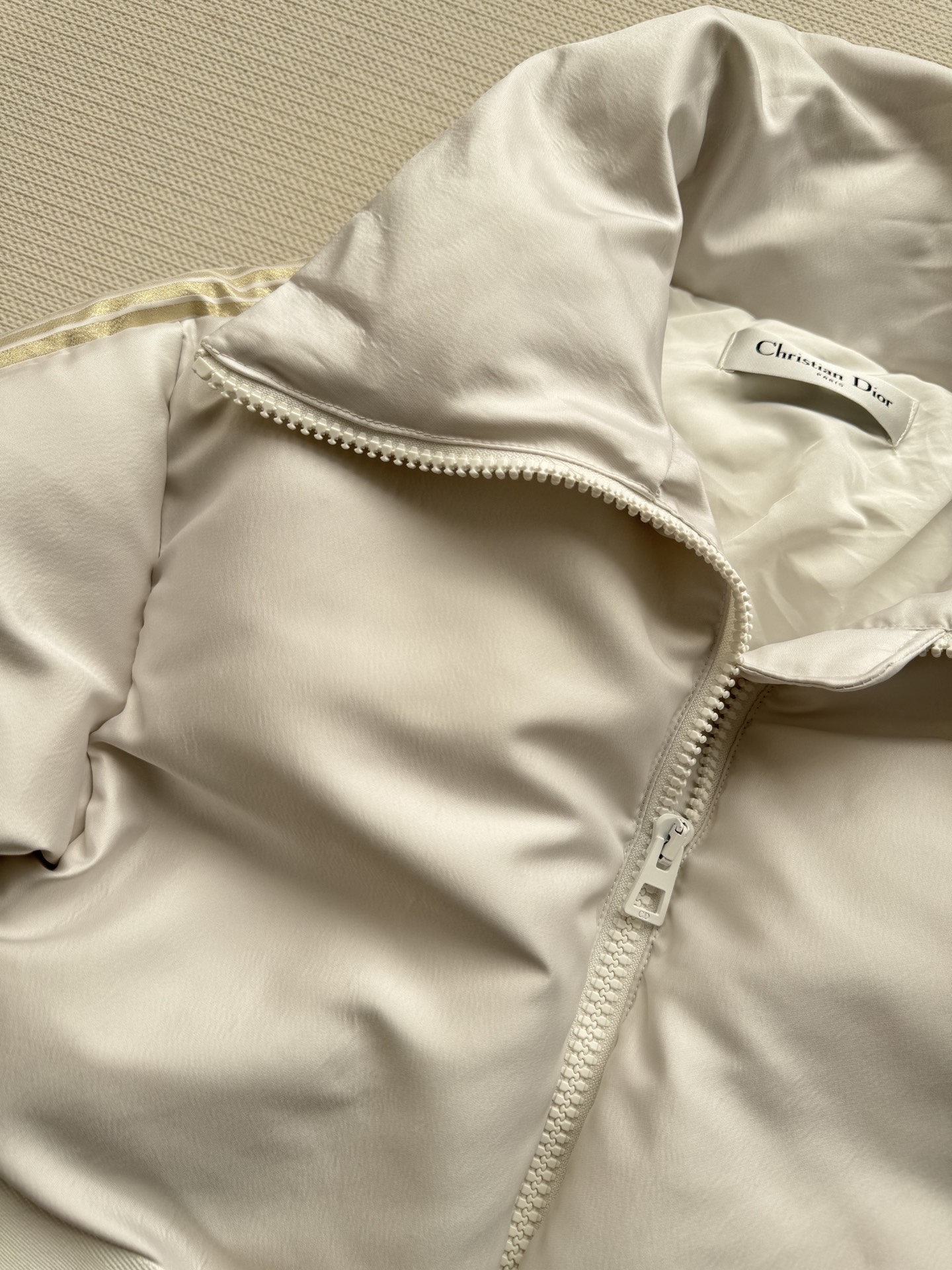 i1763873305474 8151 0 4