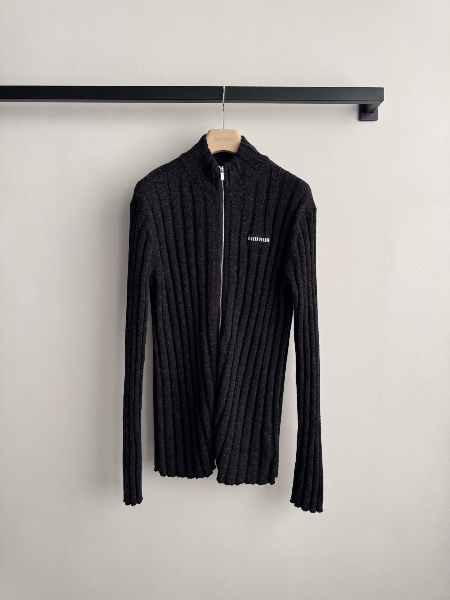 Miu Miu Striped Cashmere Cardigan – Soft Ribbed Knit, High Collar, Slim Fit