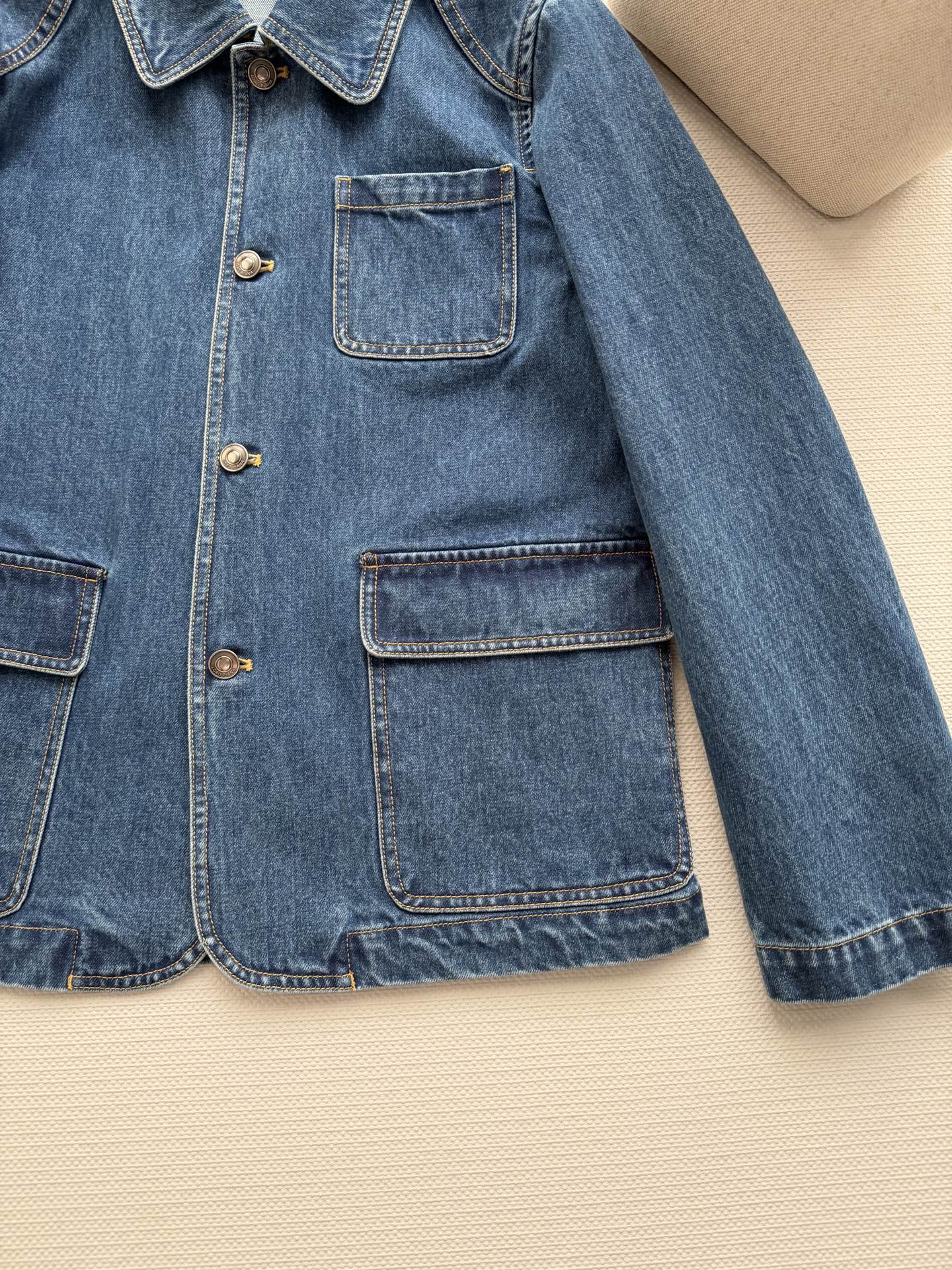 LoroPiana🆕新款，26春夏新品牛仔外套，复古潮流时尚穿搭，ＳＭＬ.