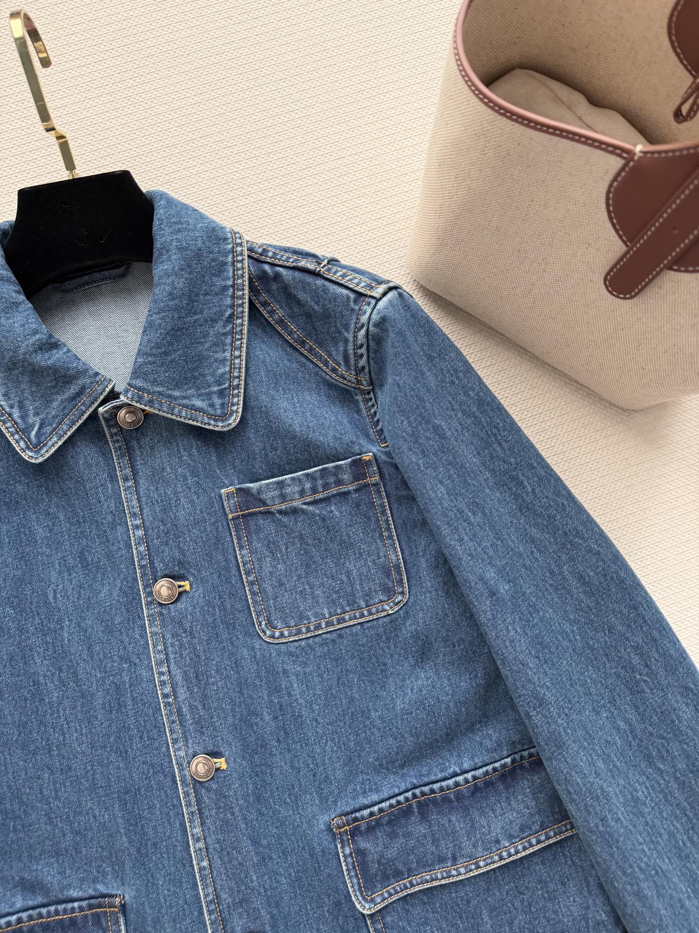 LoroPiana🆕新款，26春夏新品牛仔外套，复古潮流时尚穿搭，ＳＭＬ.