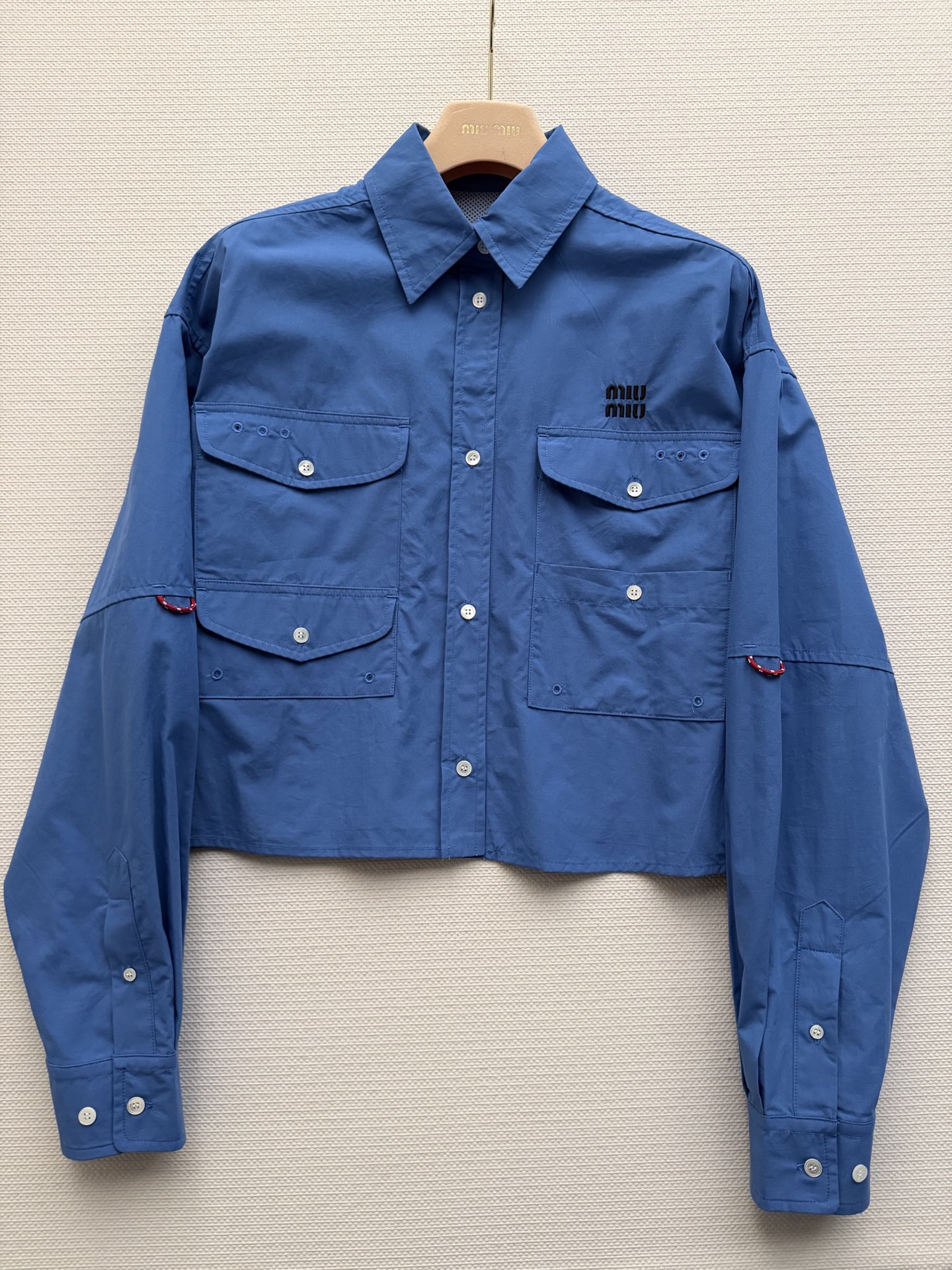 Miu Mi*🆕26Ss早春新款 克莱因蓝府绸衬衫丨⚠独家开发！顶级高版出品！以极具视觉冲击力的高饱和克