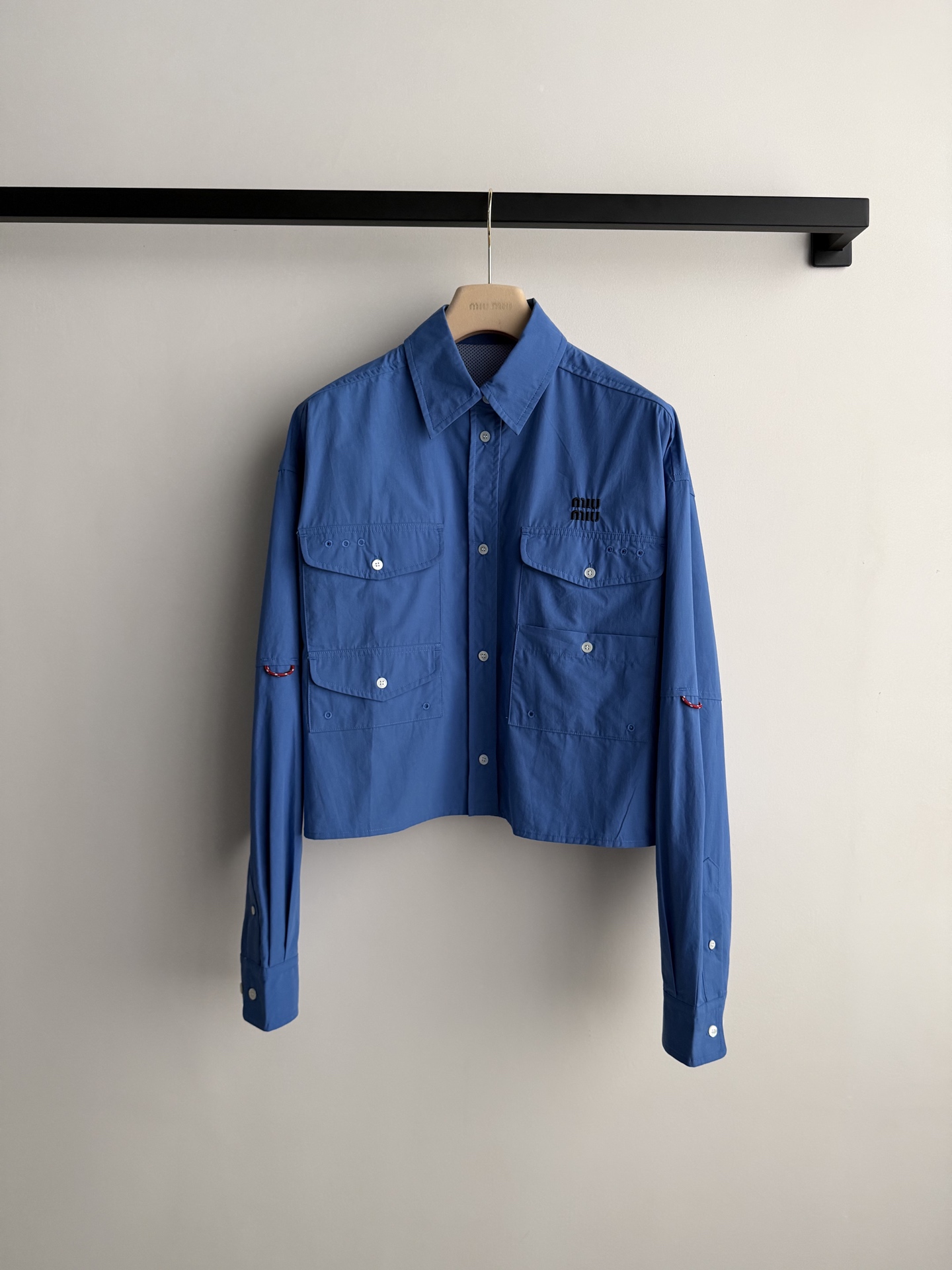 Miu Mi*🆕26Ss早春新款 克莱因蓝府绸衬衫丨⚠独家开发！顶级高版出品！以极具视觉冲击力的高饱和克