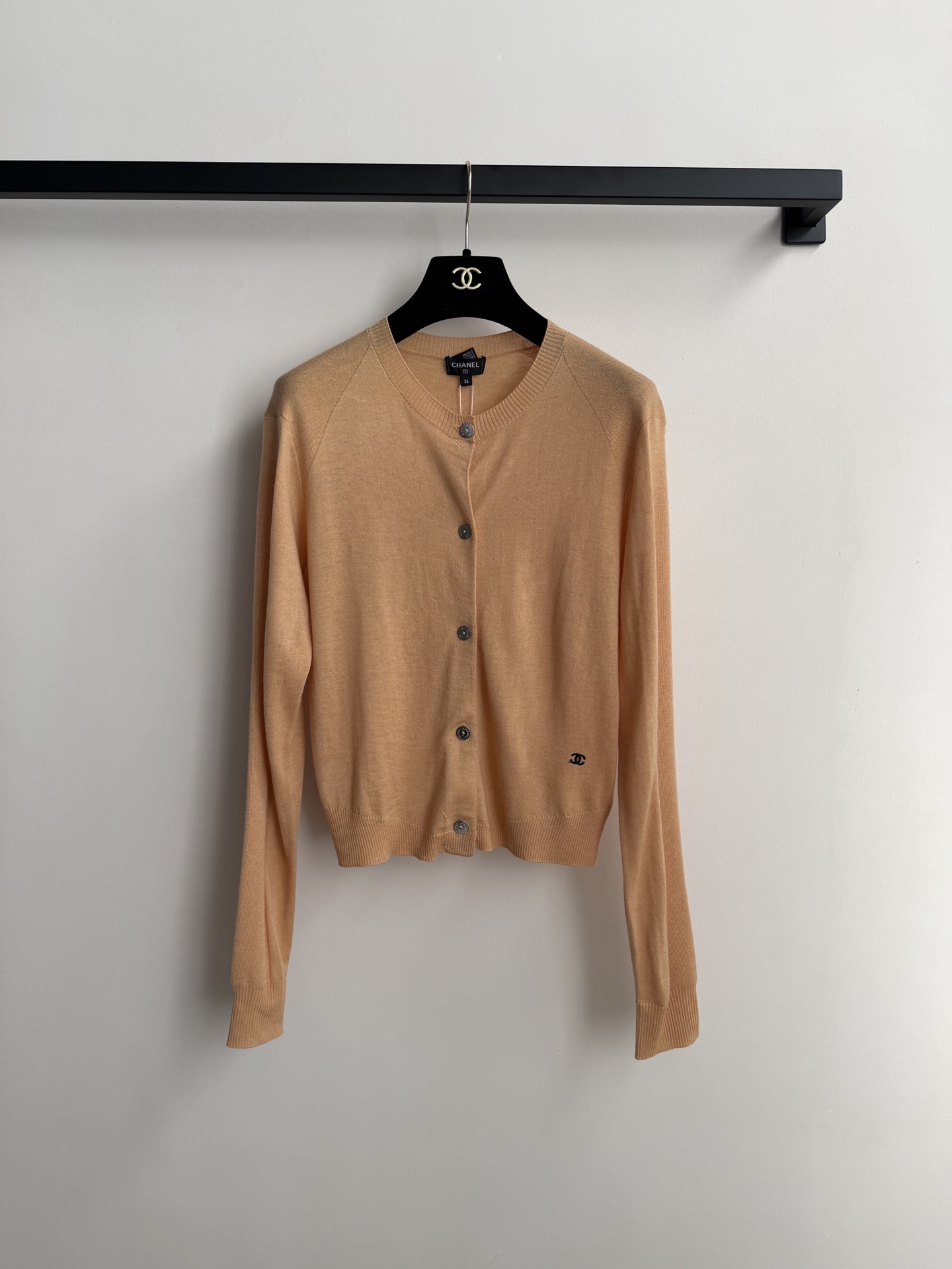 Chane*🆕🩶26P灰色针织开衫，Yb定制16超细羊毛 高密度超薄 柔软针织面料，🇩🇪德国进口机刺绣饱