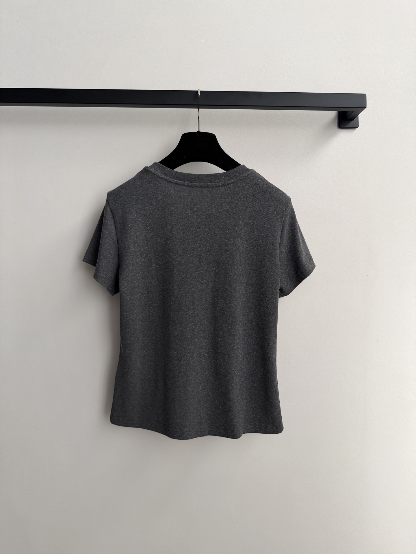 Chane*🆕——小香风kitty洗水T：✨谁能拒绝Hello Kitty➕小香风的双重可爱暴击！毛绒绒