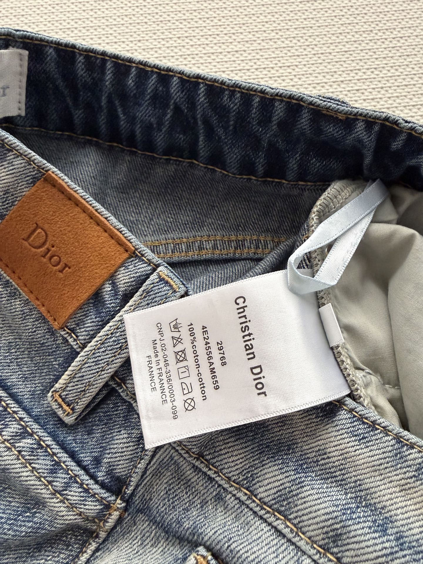 Dio*🆕2026春夏新款女士蓝色时尚百搭高级感气质四叶草A版半裙顶级版本，选用纯棉牛仔面料，五金YB定