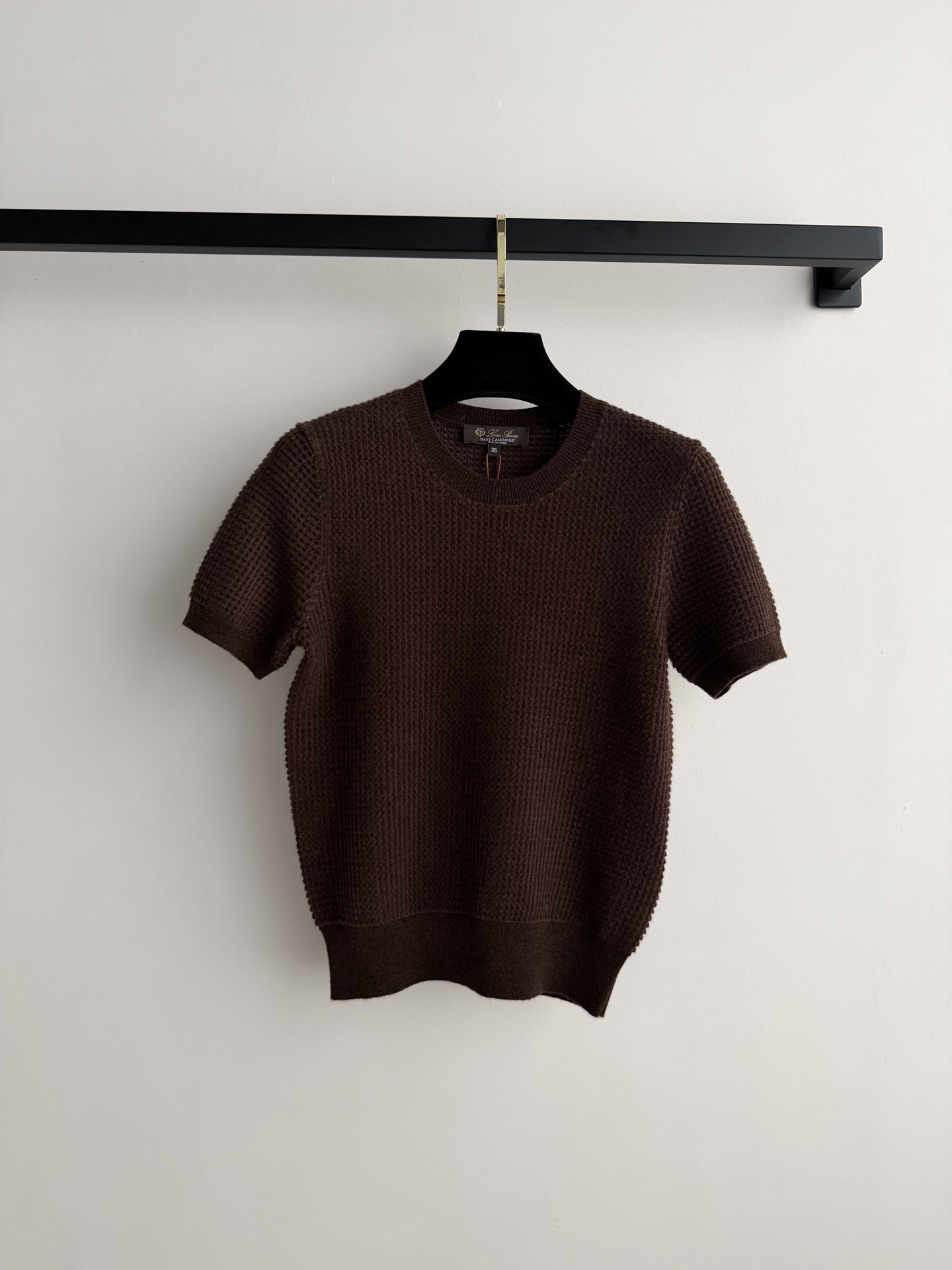 Loro Pian*🆕华夫格羊绒短袖，54%羊绒+46%棉混纺，触感柔软亲肤，保暖又透气。浅驼杂色低调高