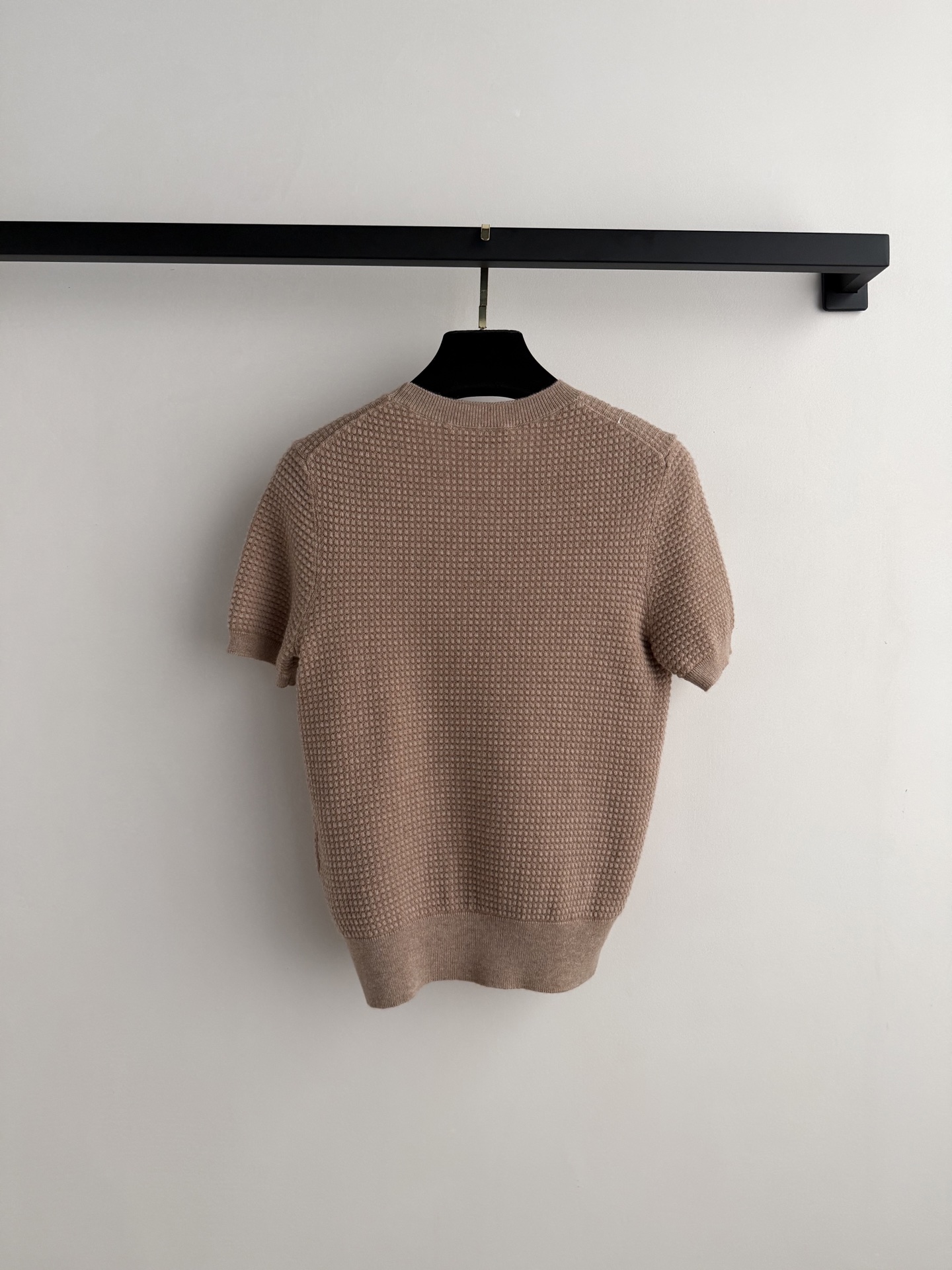 Loro Pian*🆕华夫格羊绒短袖，54%羊绒+46%棉混纺，触感柔软亲肤，保暖又透气。浅驼杂色低调高