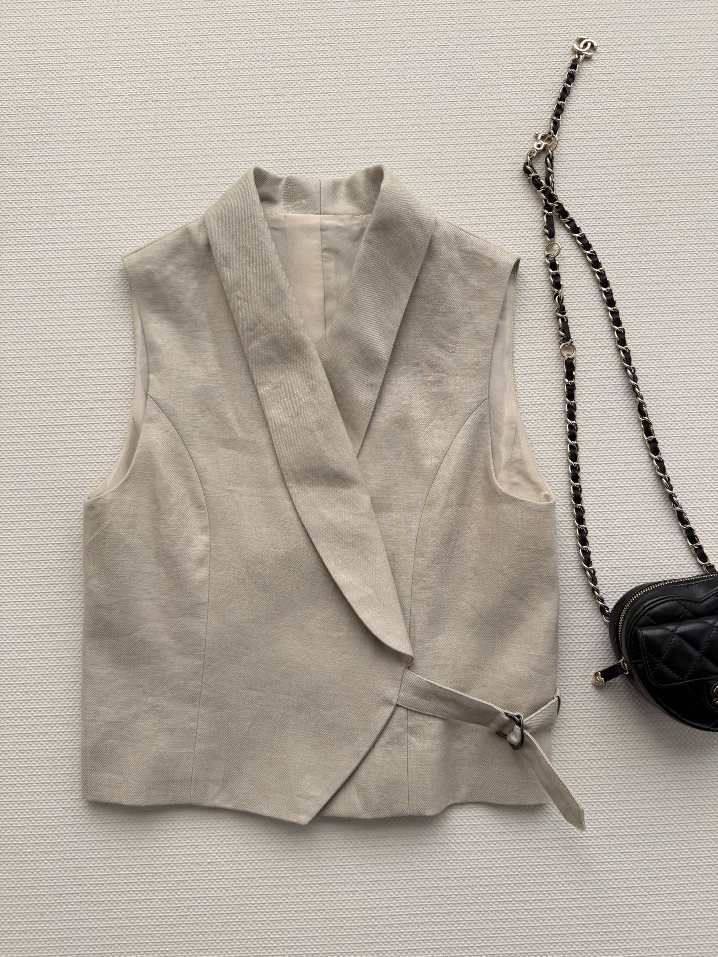 Brunello Cucinelli 2026春夏亚麻马甲，采用高品质亚麻，轻盈透气，春夏穿超舒服！焦糖