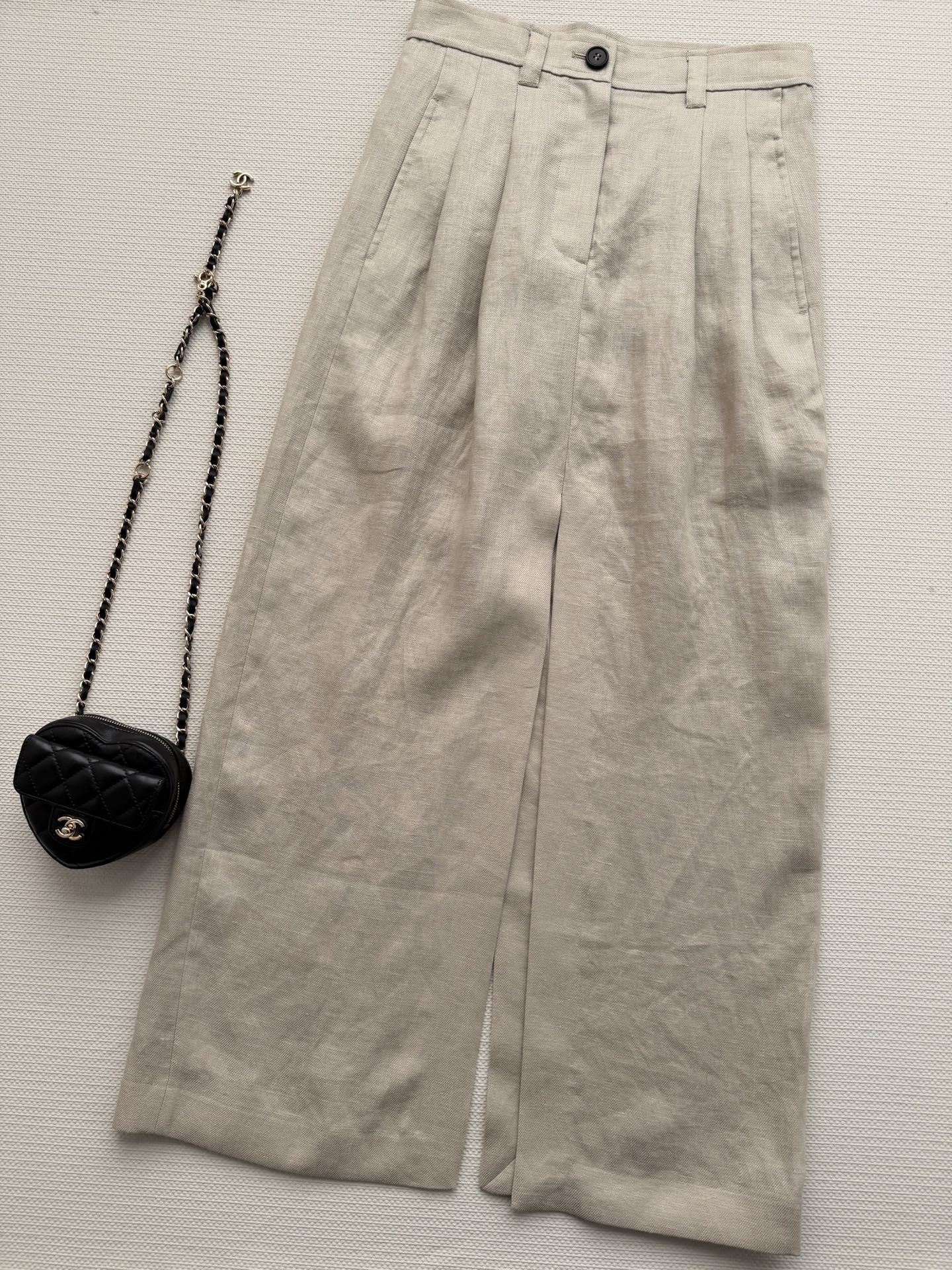 Brunello Cucinelli 2026春夏亚麻半裙，采用高品质亚麻，轻盈透气，春夏穿超舒服！焦糖