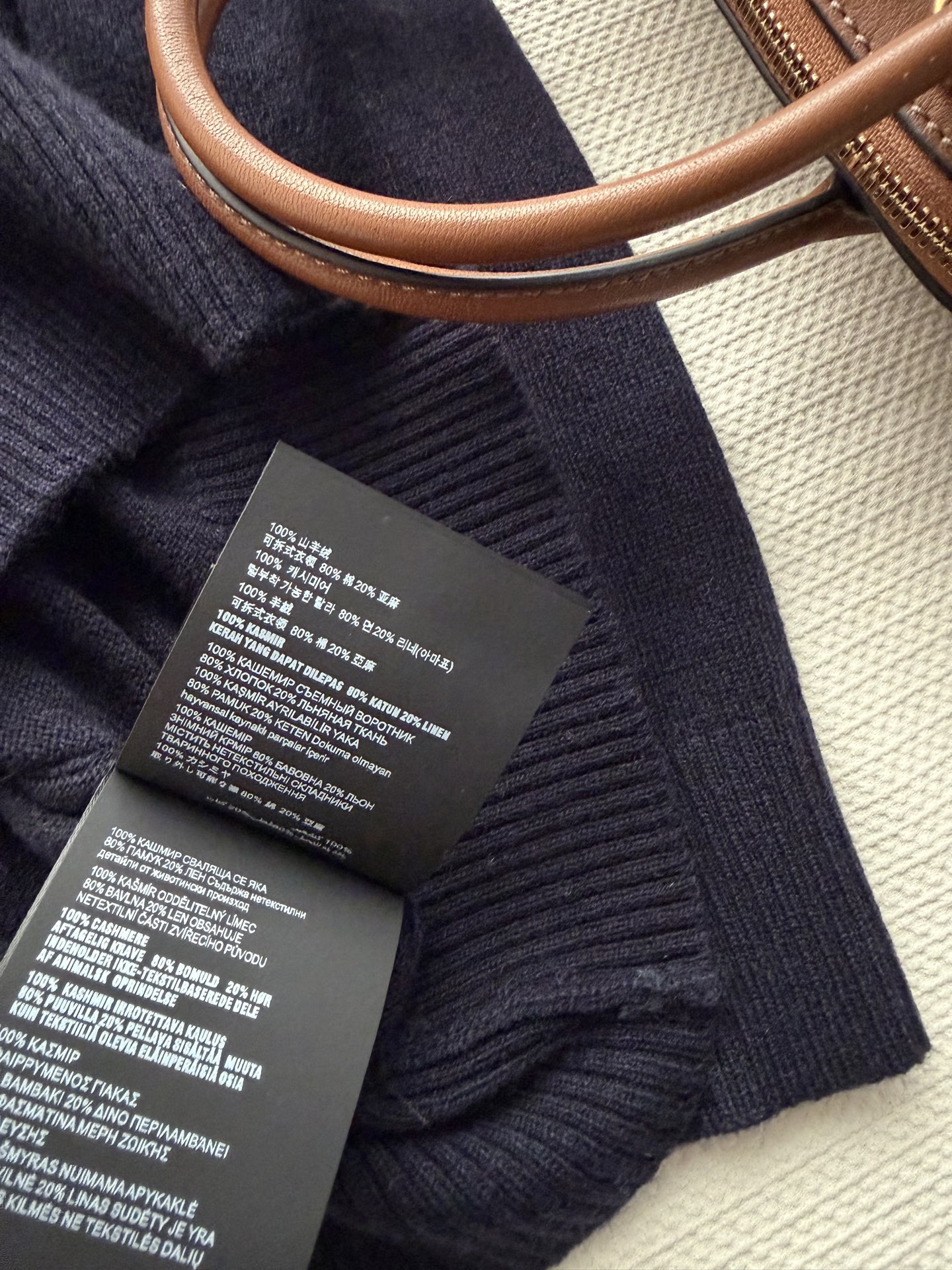 𝐌𝐢𝐮𝐌𝐢*26new🪄可拆卸花边衬衫领针织开衫🧸🐑复古学院减龄风格轻松get，正肩收身版型上身百搭不挑