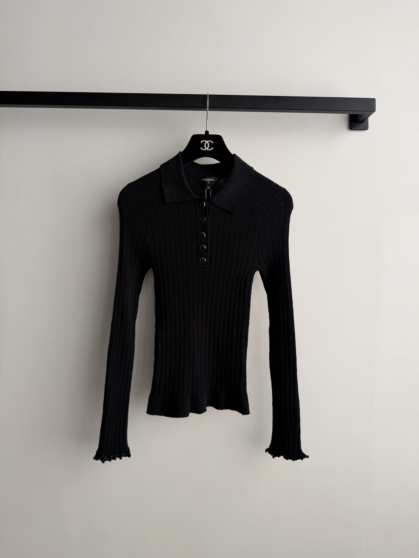 Chane*🆕新款，早春针织长袖ＳＭＬ.