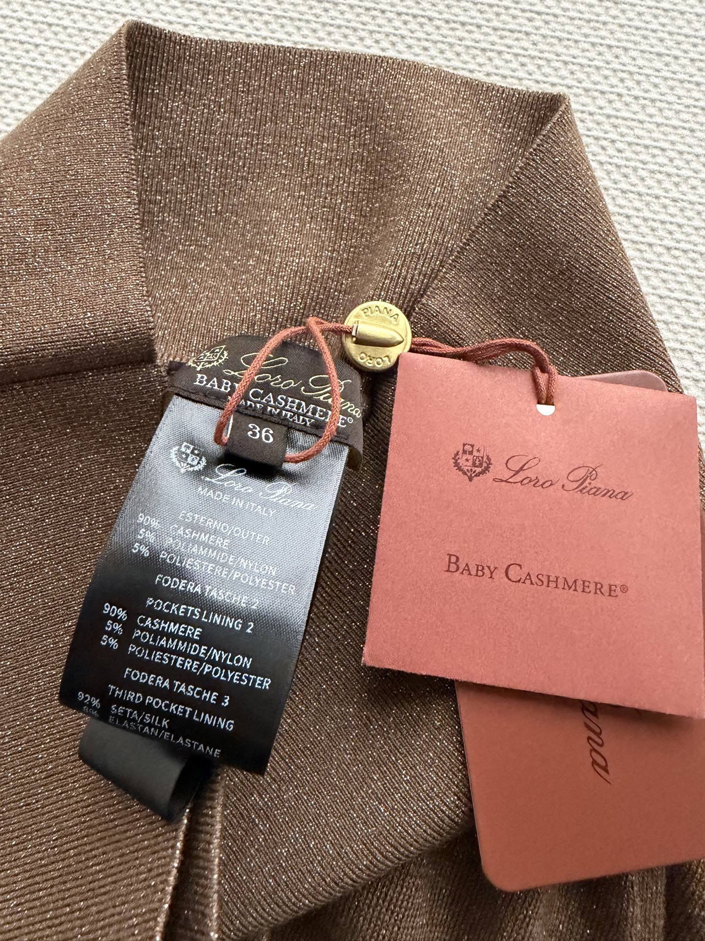 Loro Pian*🆕灯笼裤采用高腰松紧设计，宽松裤腿+束脚，舒适又显瘦！面料柔软透气，日常穿搭或瑜伽、