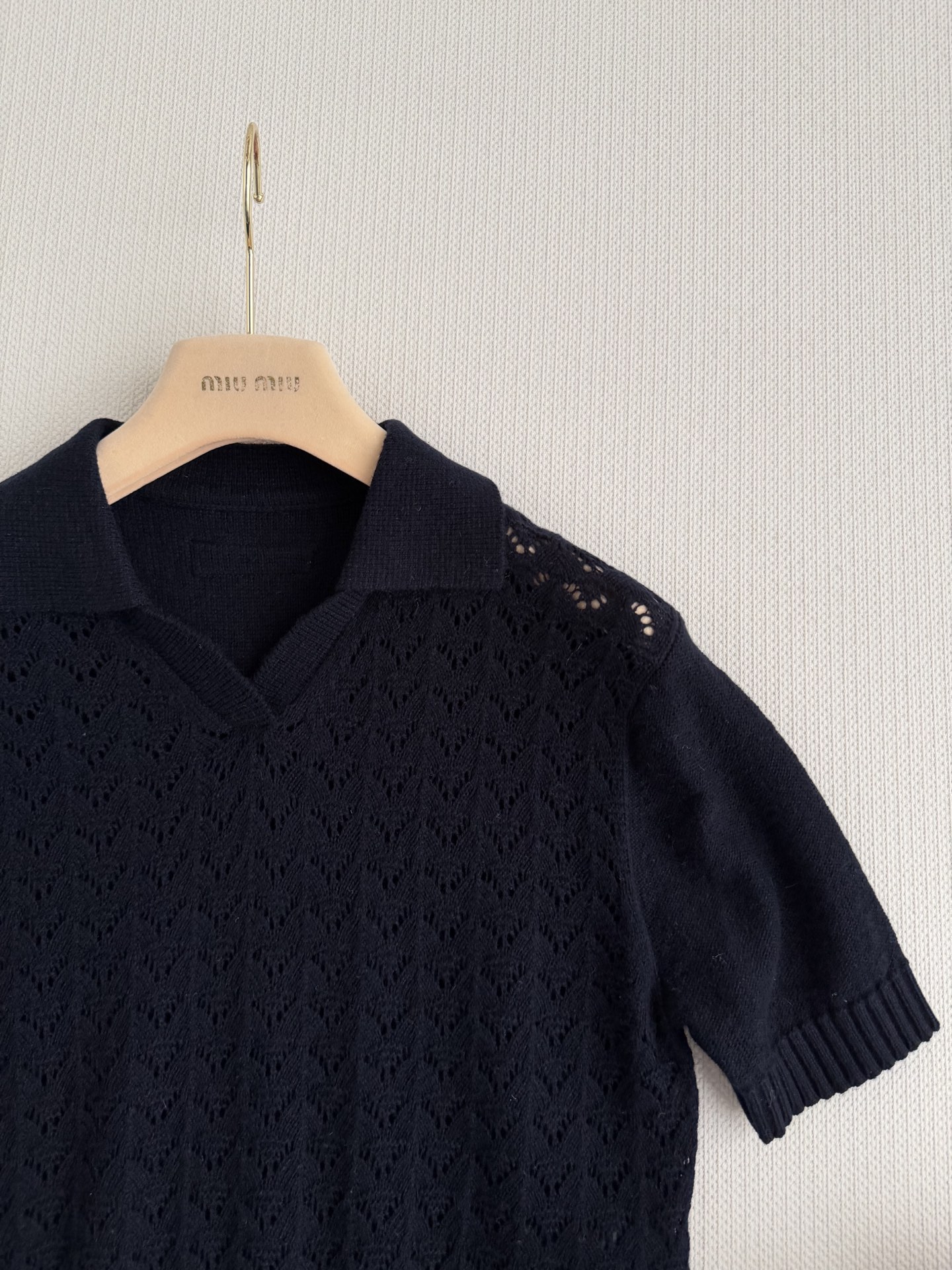 Miumi* 🆕26Ss早春新款 镂空翻领针织polo衫丨独家yb开发！高版出品！甄选细腻羊毛羊绒混纺面