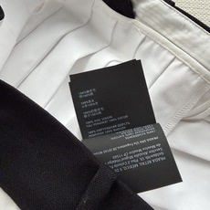 Prad* 🆕26Ss早春新款 拼接腰头褶皱白色半身裙丨 独家yb开发!顶级高版出品!裙身采用挺括的棉质 Prad* 🆕26Ss早春新款 拼接腰头褶皱白色半身裙丨 独家yb开发!顶级高版出品!裙身采用挺括的棉质