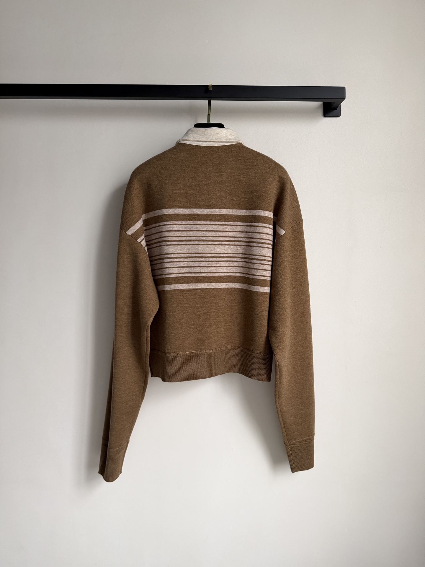 Loro Piana 🆕Winterdale Polo衫，采用双层羊毛+羊绒混纺，柔软又保暖，秋冬穿超舒