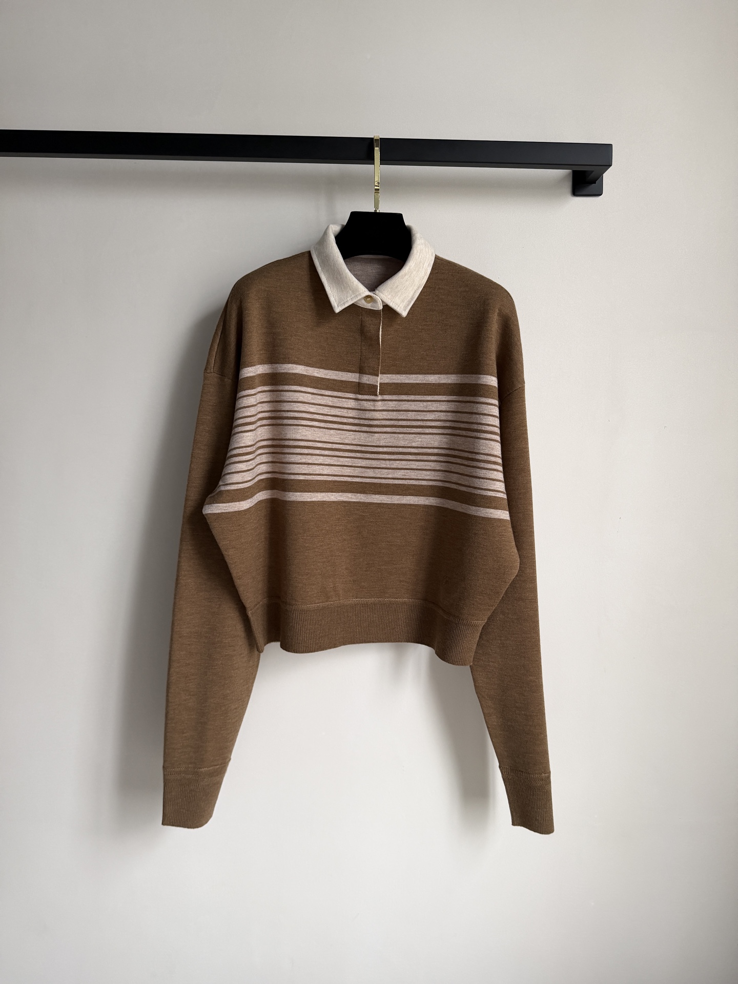 Loro Piana 🆕Winterdale Polo衫，采用双层羊毛+羊绒混纺，柔软又保暖，秋冬穿超舒