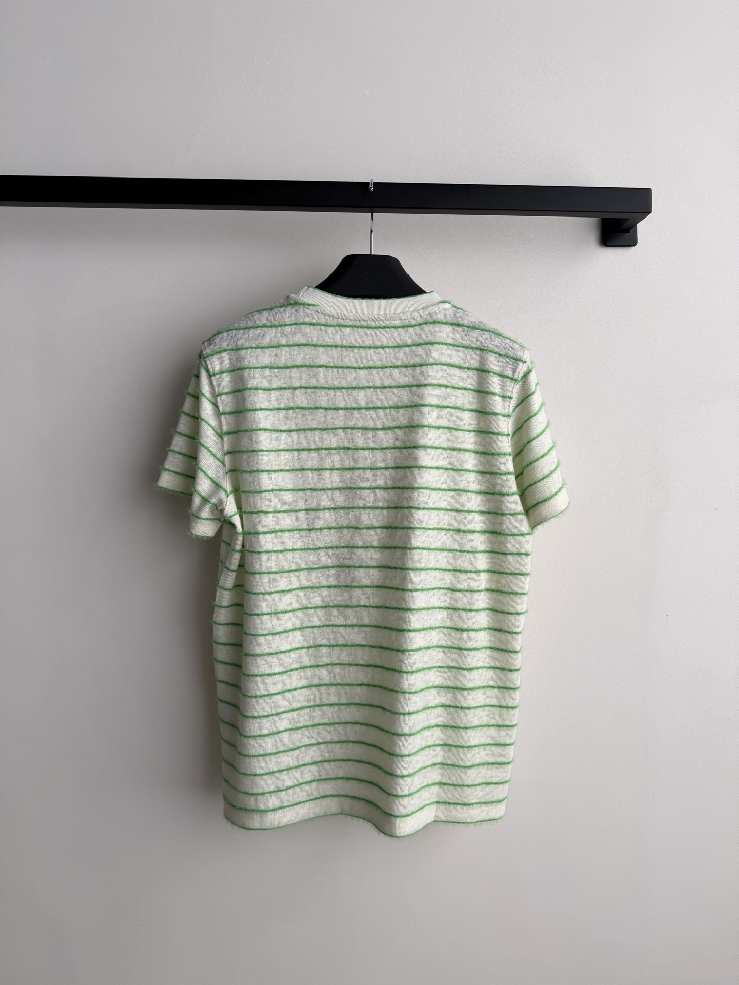 小众新款🆕条纹短袖T恤，ＳＭＬ.