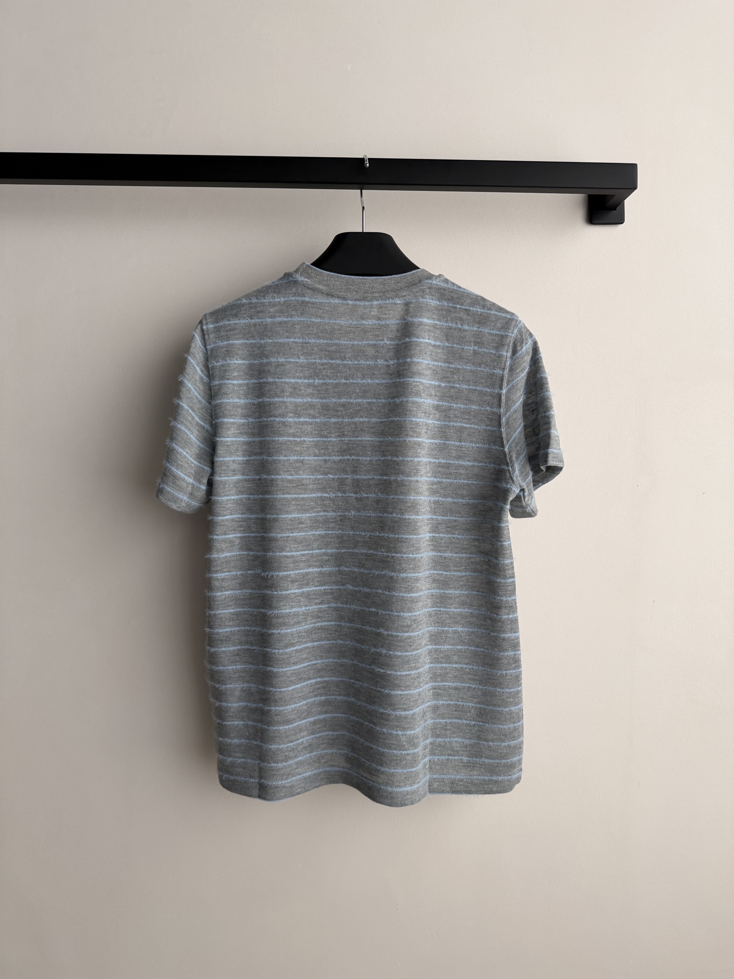 小众新款🆕条纹短袖T恤，ＳＭＬ.