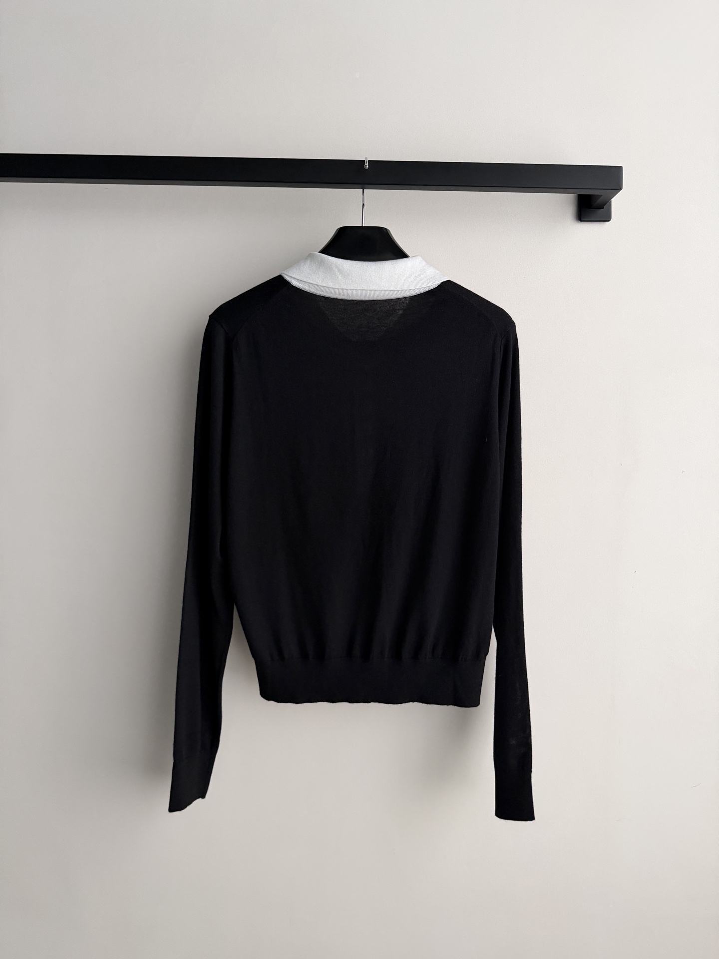 Celin*🆕2026早秋新款撞色Polo领针织衫 细腻羊毛混纺面料，软糯亲肤，上身轻盈无负担经典撞色P