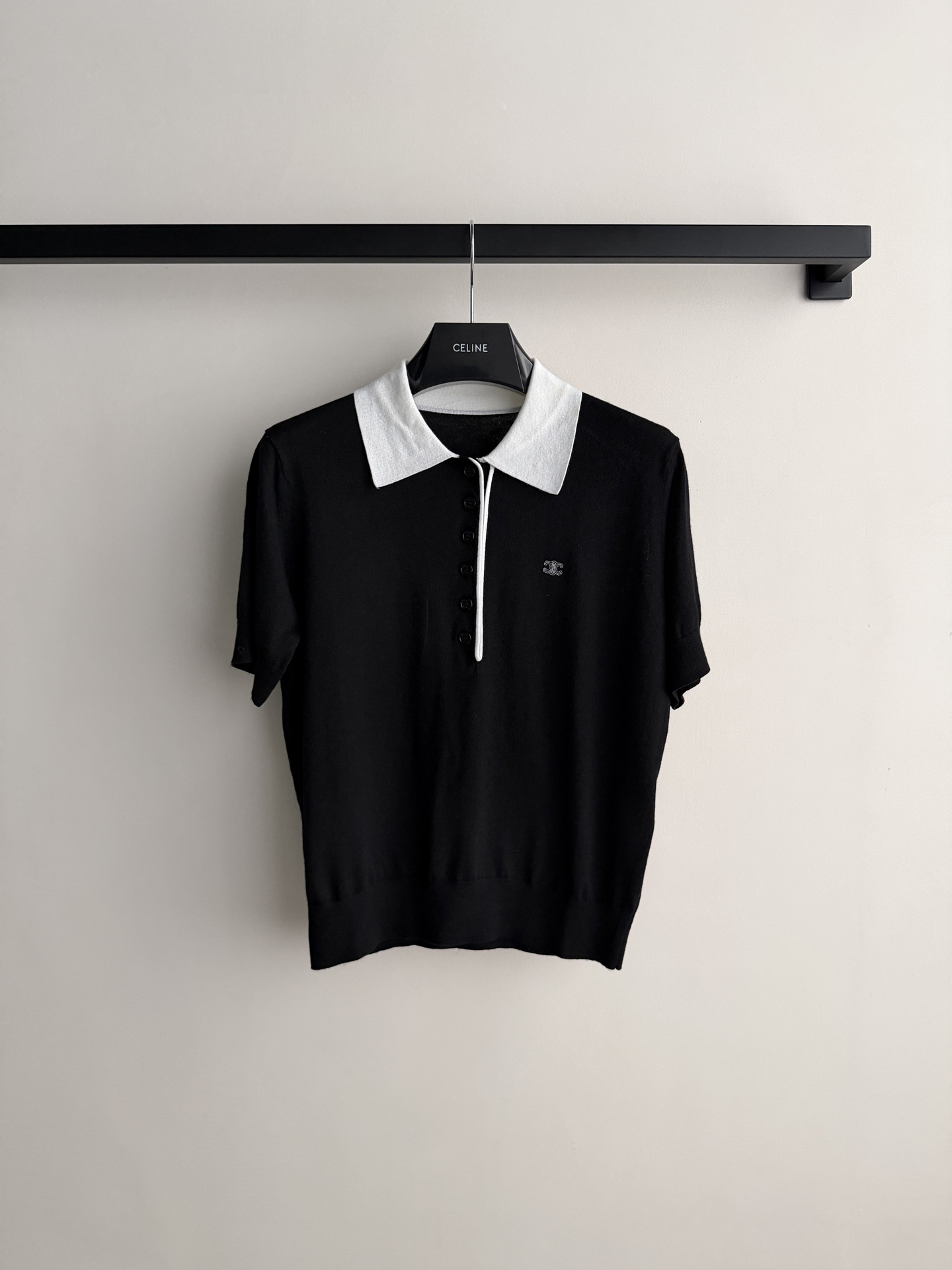 Celin*🆕2026早秋新款撞色Polo领针织衫 细腻羊毛混纺面料，软糯亲肤，上身轻盈无负担经典撞色P