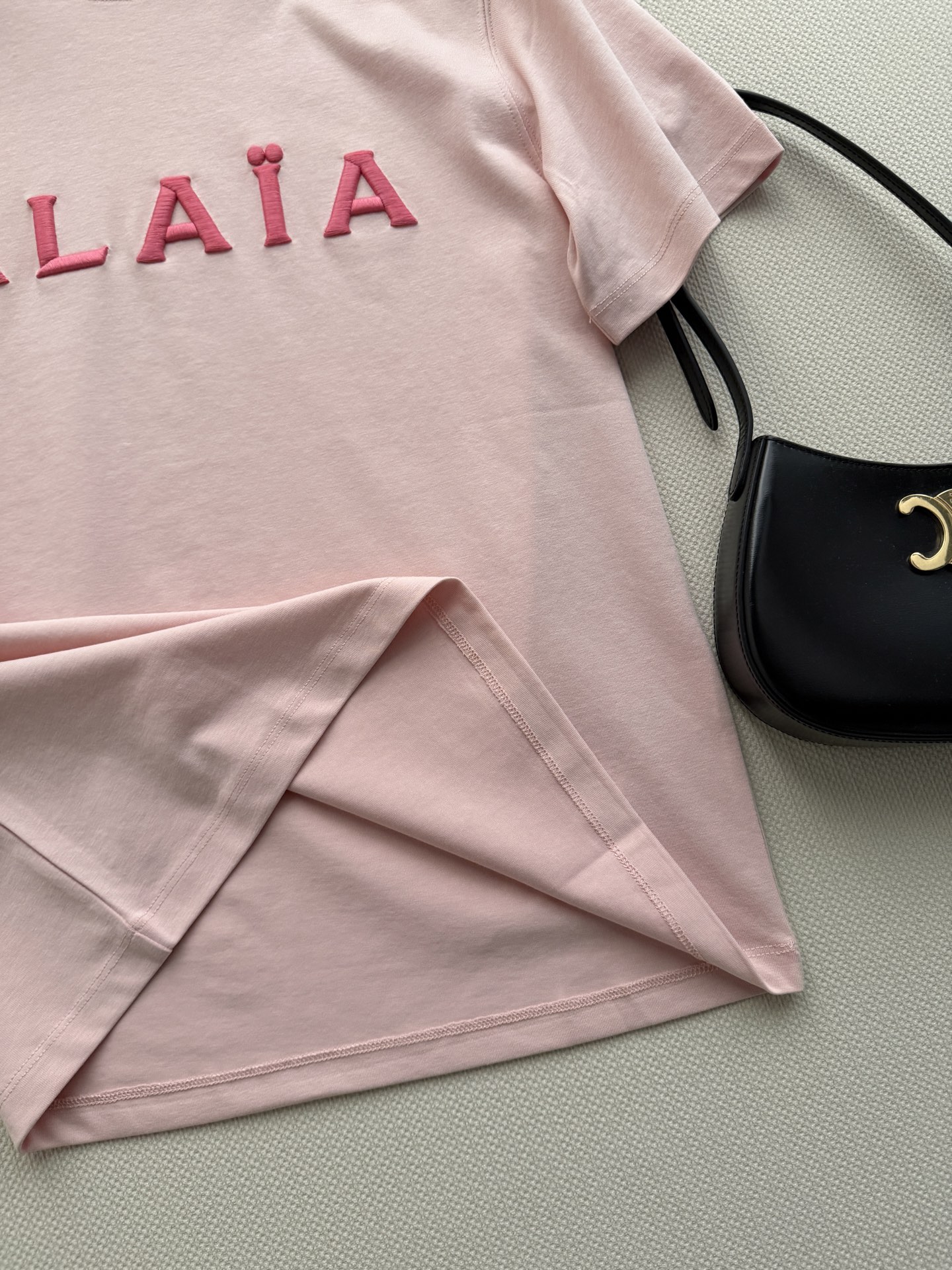 小众设计师品牌🆕休闲短袖T恤，日常chill穿搭～ＳＭＬ.