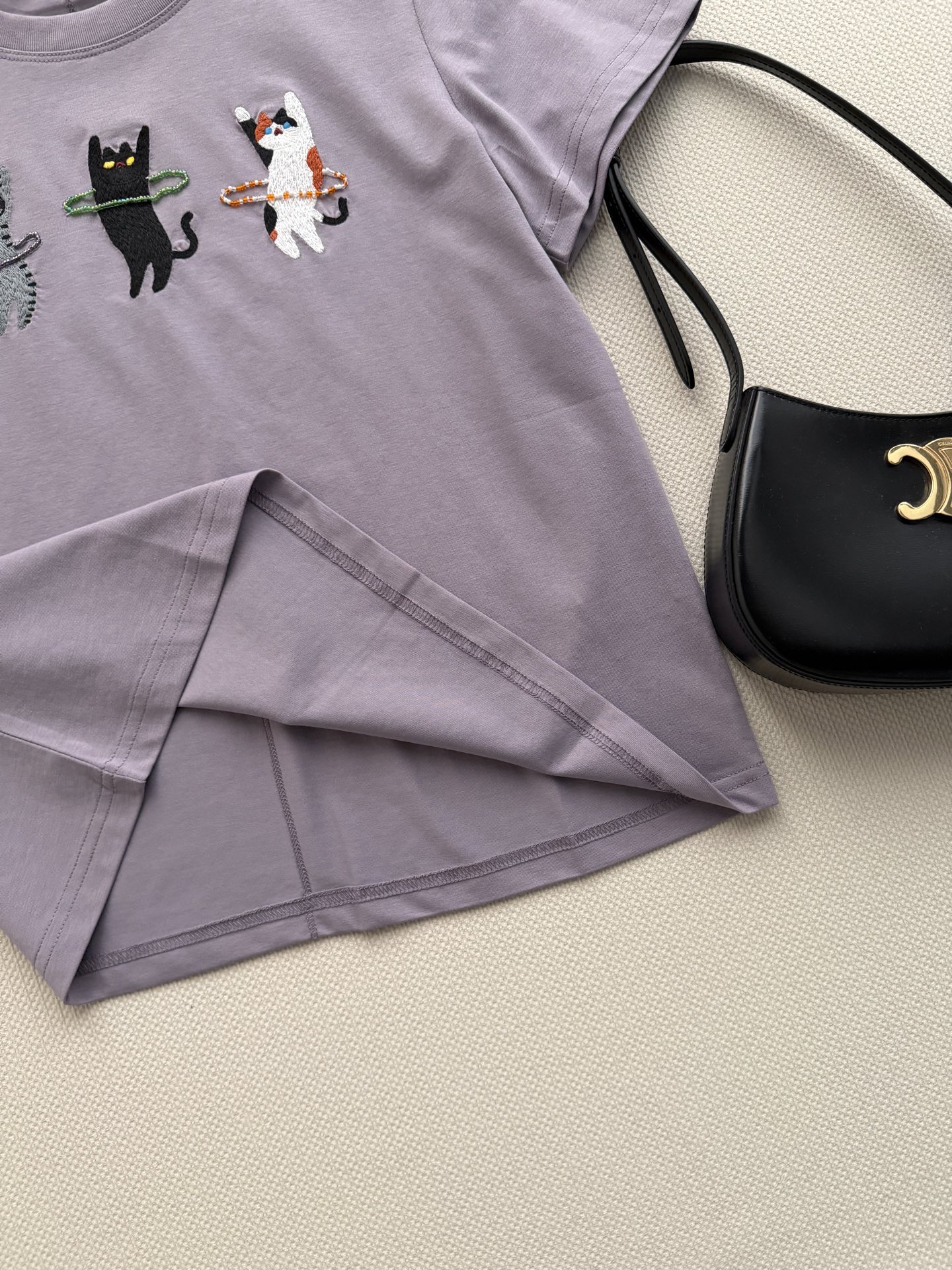 小众设计师品牌🆕超可爱的猫咪图案，玩呼啦圈的🐱ＳＭＬ.