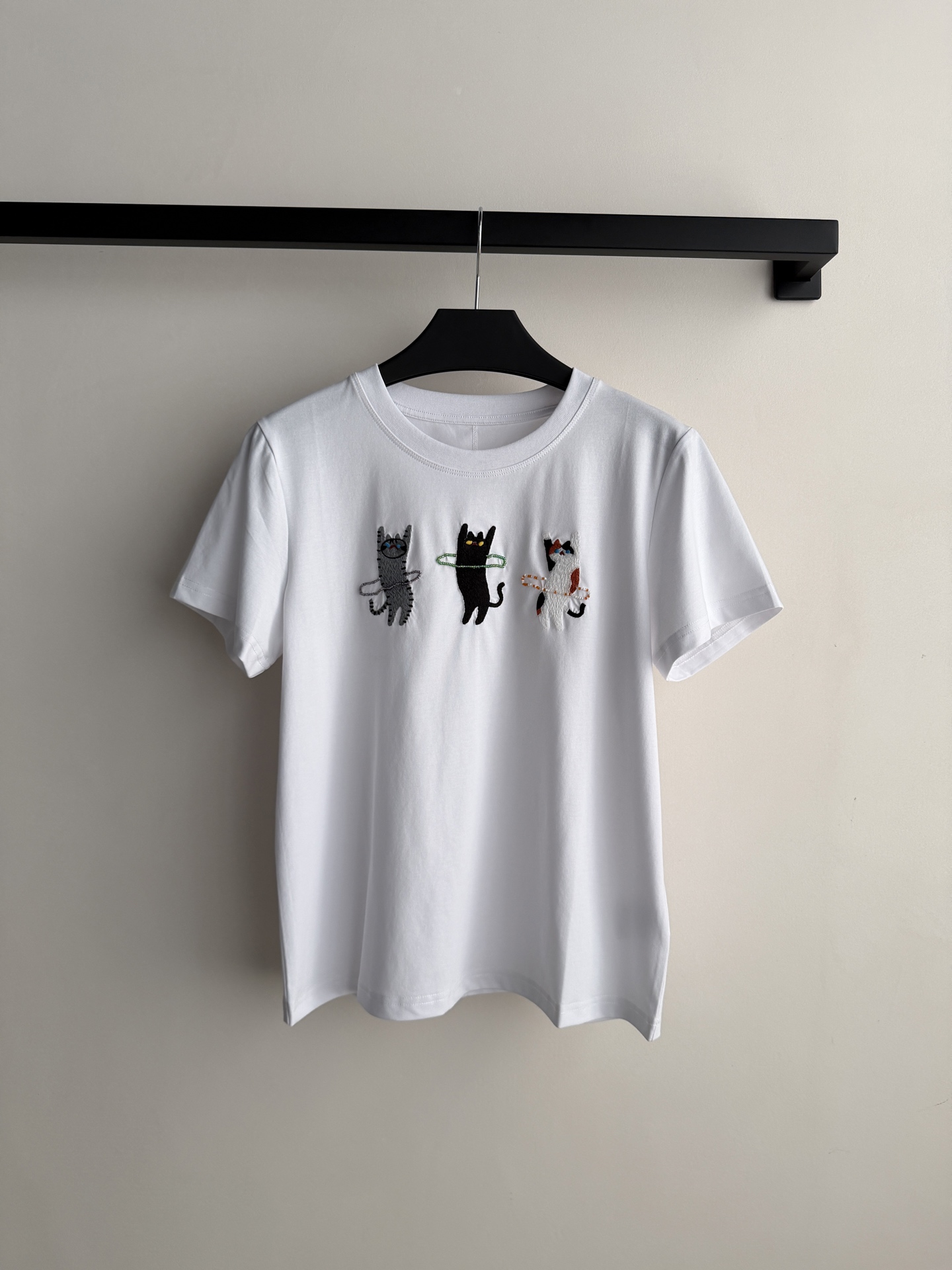 小众设计师品牌🆕超可爱的猫咪图案，玩呼啦圈的🐱ＳＭＬ.