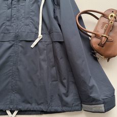 𝐌𝐢𝐮𝐌𝐢*🆕26new🪄格纹贴布绣字母连帽宽松外套 复古学院风文艺少女必入单品!立体剪裁宽松版型男女同 𝐌𝐢𝐮𝐌𝐢*🆕26new🪄格纹贴布绣字母连帽宽松外套 复古学院风文艺少女必入单品!立体剪裁宽松版型男女同