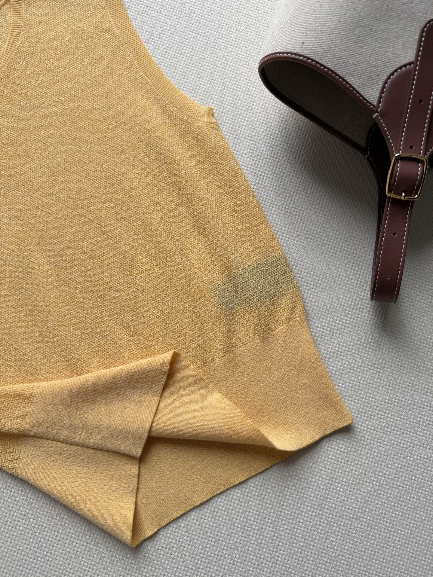 LoroPiana🆕26新品采用原版一比一订纺纱线，72支精纺高支，超细的高档羊毛纱线，属于是非常特殊的