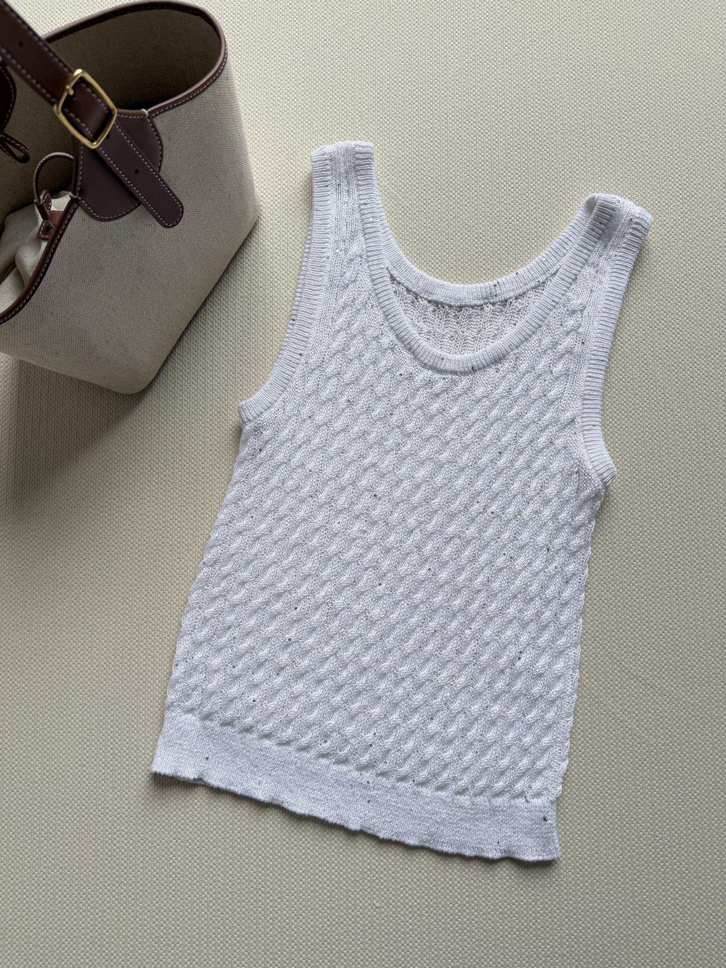 Brunello Cucinelli 🆕94%亚麻+6%尼龙混纺面料，天然亚麻自带干爽透气属性，夏天穿不