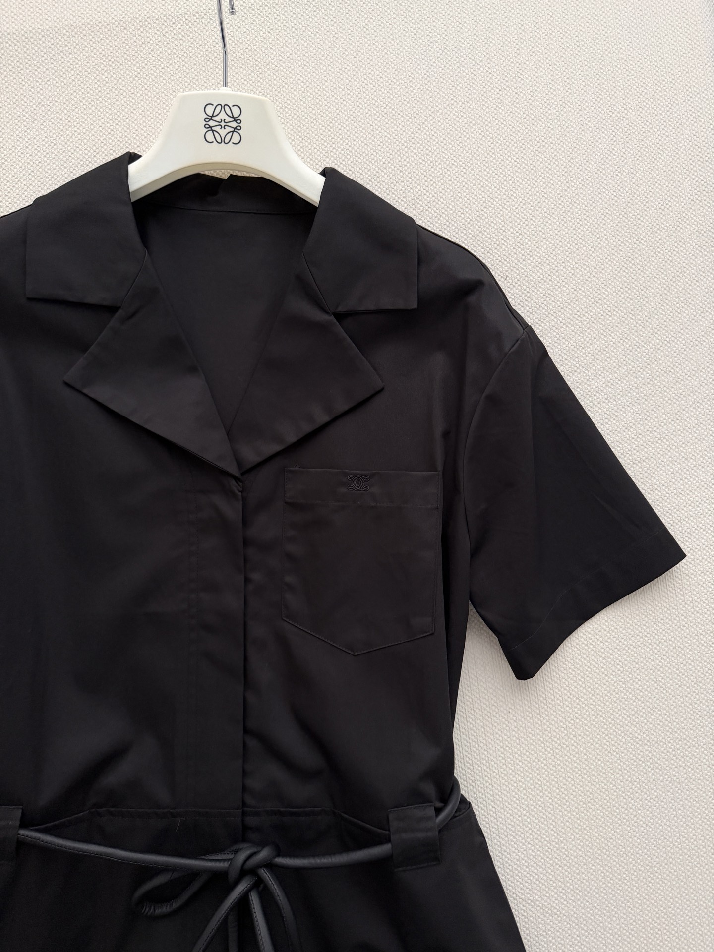CELIN*🆕26SS新品🧃沉迷于风衣裙的季节🍂夏天踱步而至~用这件氛围感连衣裙开启热情夏日❤️将风衣的