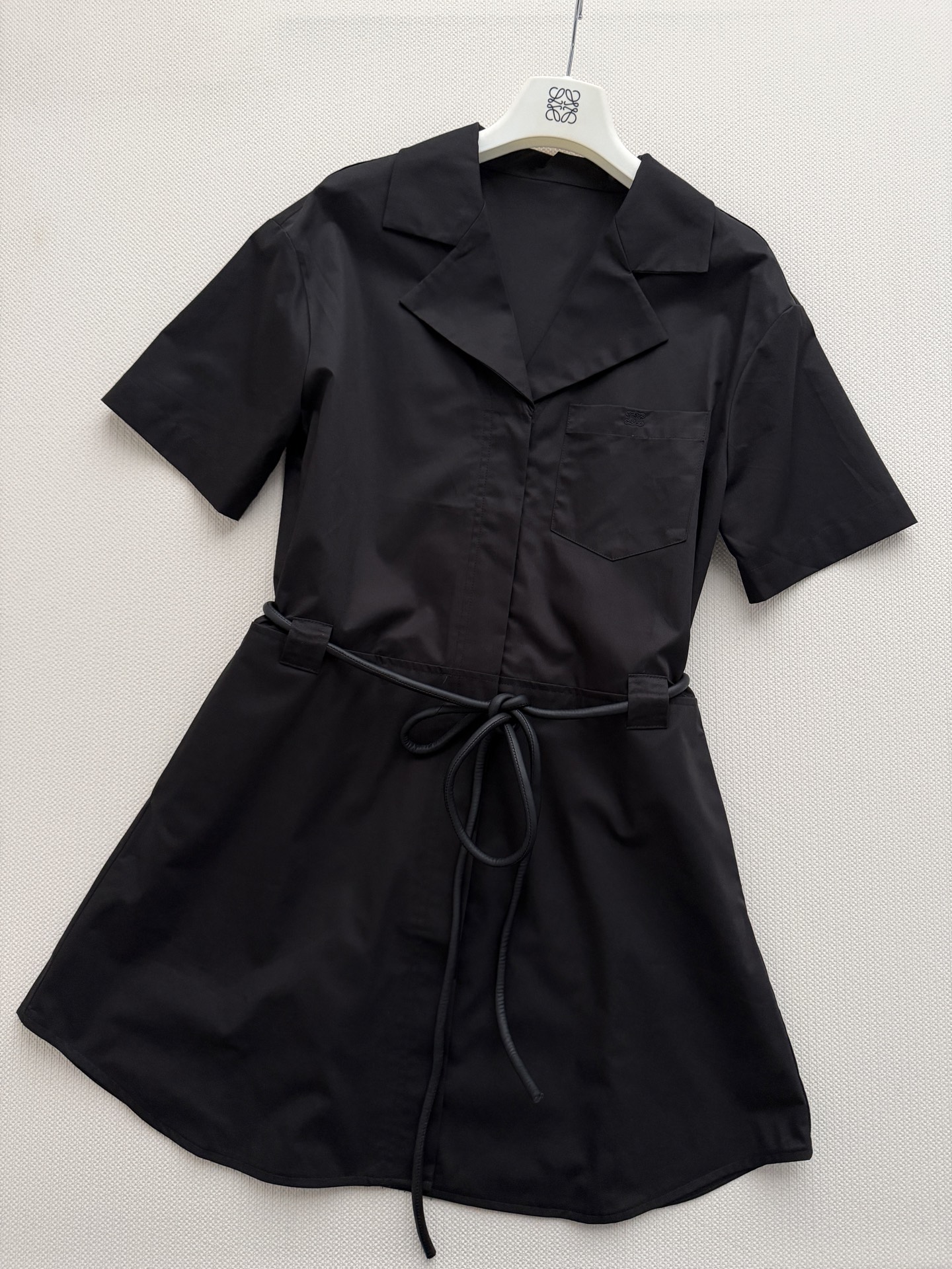 CELIN*🆕26SS新品🧃沉迷于风衣裙的季节🍂夏天踱步而至~用这件氛围感连衣裙开启热情夏日❤️将风衣的