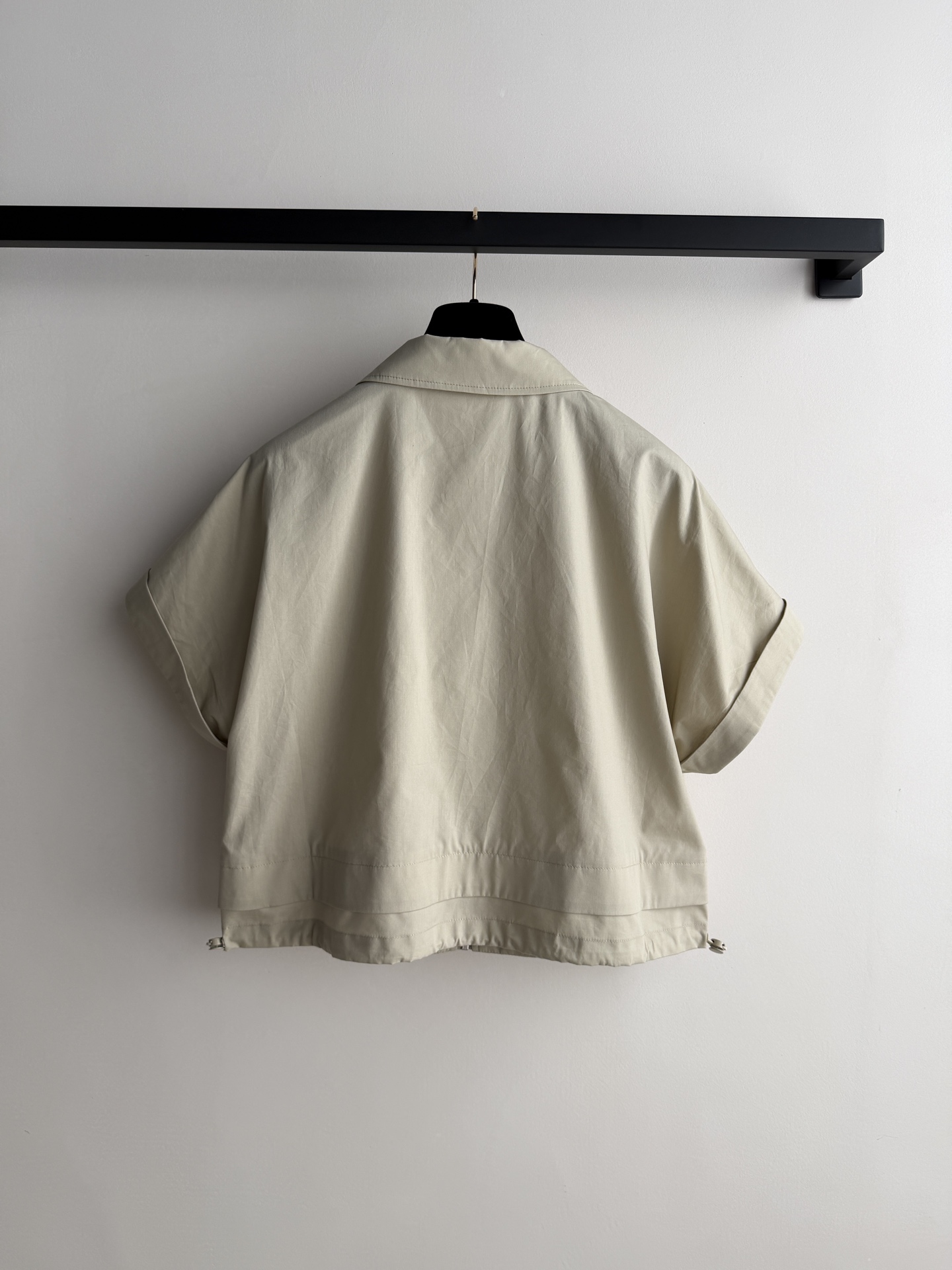 Chane*🆕26SS新款短袖拉链衬衫，采用轻薄透气面料，夏天穿超适合舒服！翻领+拉链设计，穿脱方便又利