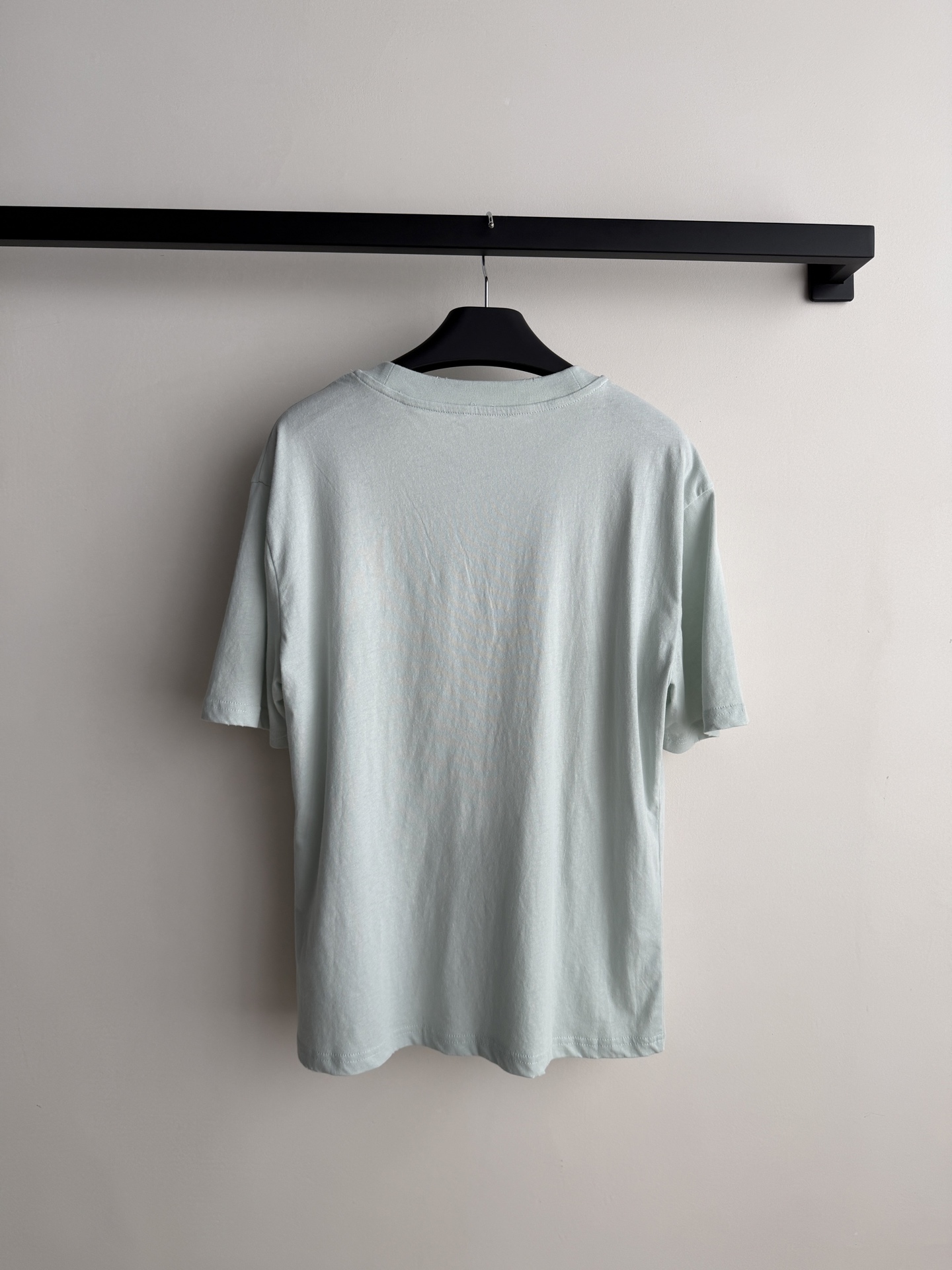 Acne Studio*26早秋新品1996系列薄荷绿 短袖T恤，85%棉+15%麻混纺，亲肤透气，带自然水洗肌理感。正