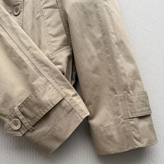 𝗔𝗰𝗻𝗲 𝗦𝘁𝘂𝗱𝗶𝗼🆕26new🪄翻领收腰短款风衣🧥双排扣开合扣版型,下摆微弹松紧设计对身材包容度非常友好~短款阔版显 𝗔𝗰𝗻𝗲 𝗦𝘁𝘂𝗱𝗶𝗼🆕26new🪄翻领收腰短款风衣🧥双排扣开合扣版型,下摆微弹松紧设计对身材包容度非常友好~短款阔版显