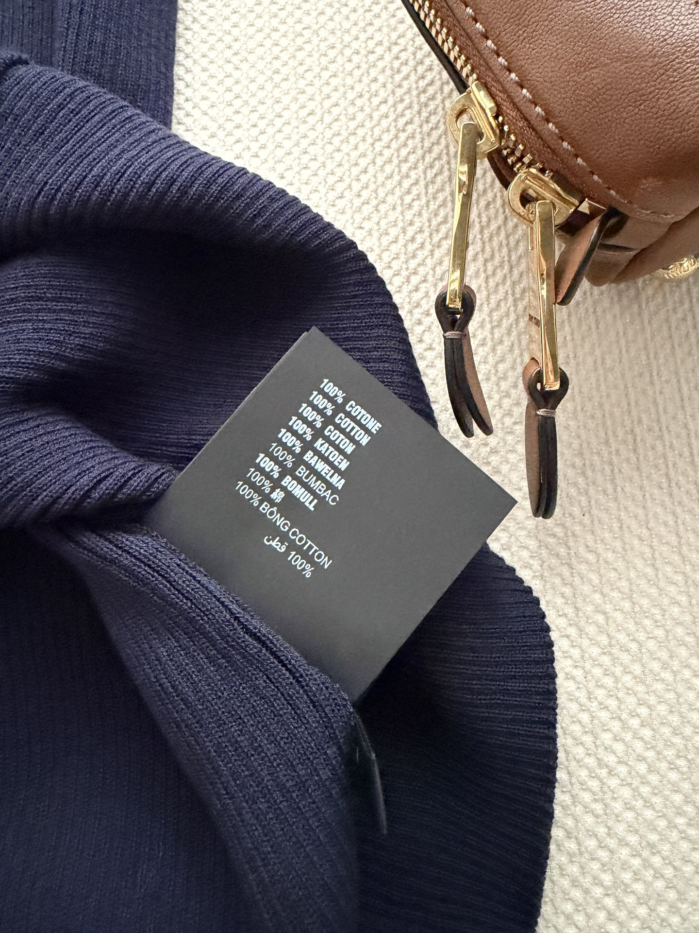 Miumi*🆕26早秋新款修身连衣裙👗定制双拉链logo，胸前刺绣logo，坑条针织面料弹力十足 显瘦不紧绷，时髦不挑人