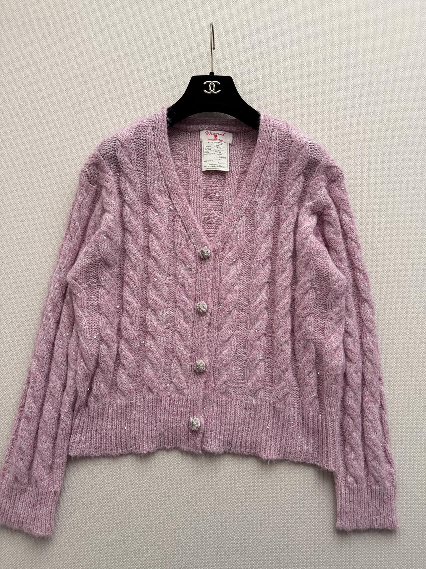Chane*🆕新款，中古开衫，麻花卷➕珠片细闪👏ＳＭＬ.