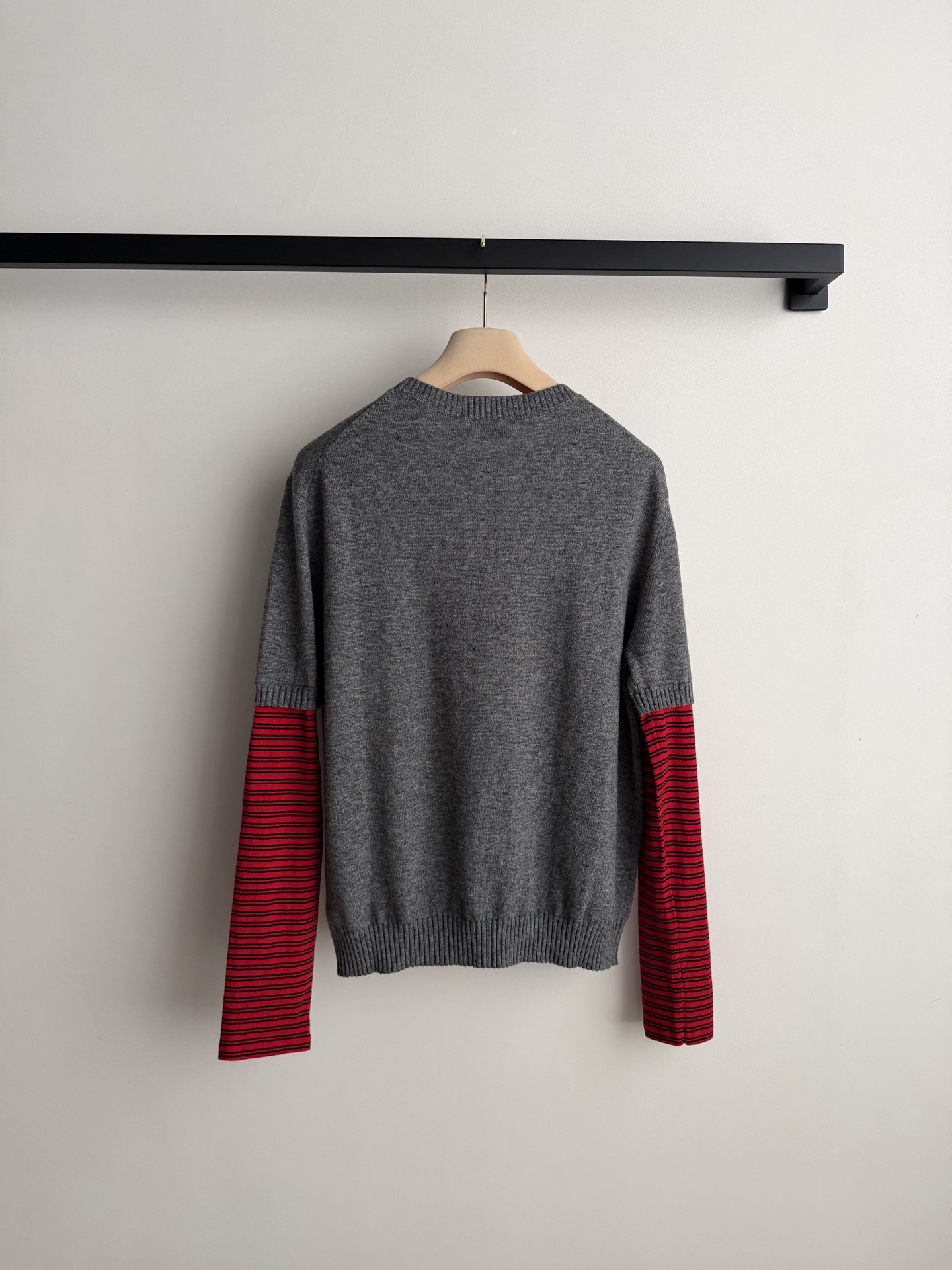 miumi*🆕新款，羊毛针织🧶假两件拼袖设计💕ＳＭＬ.